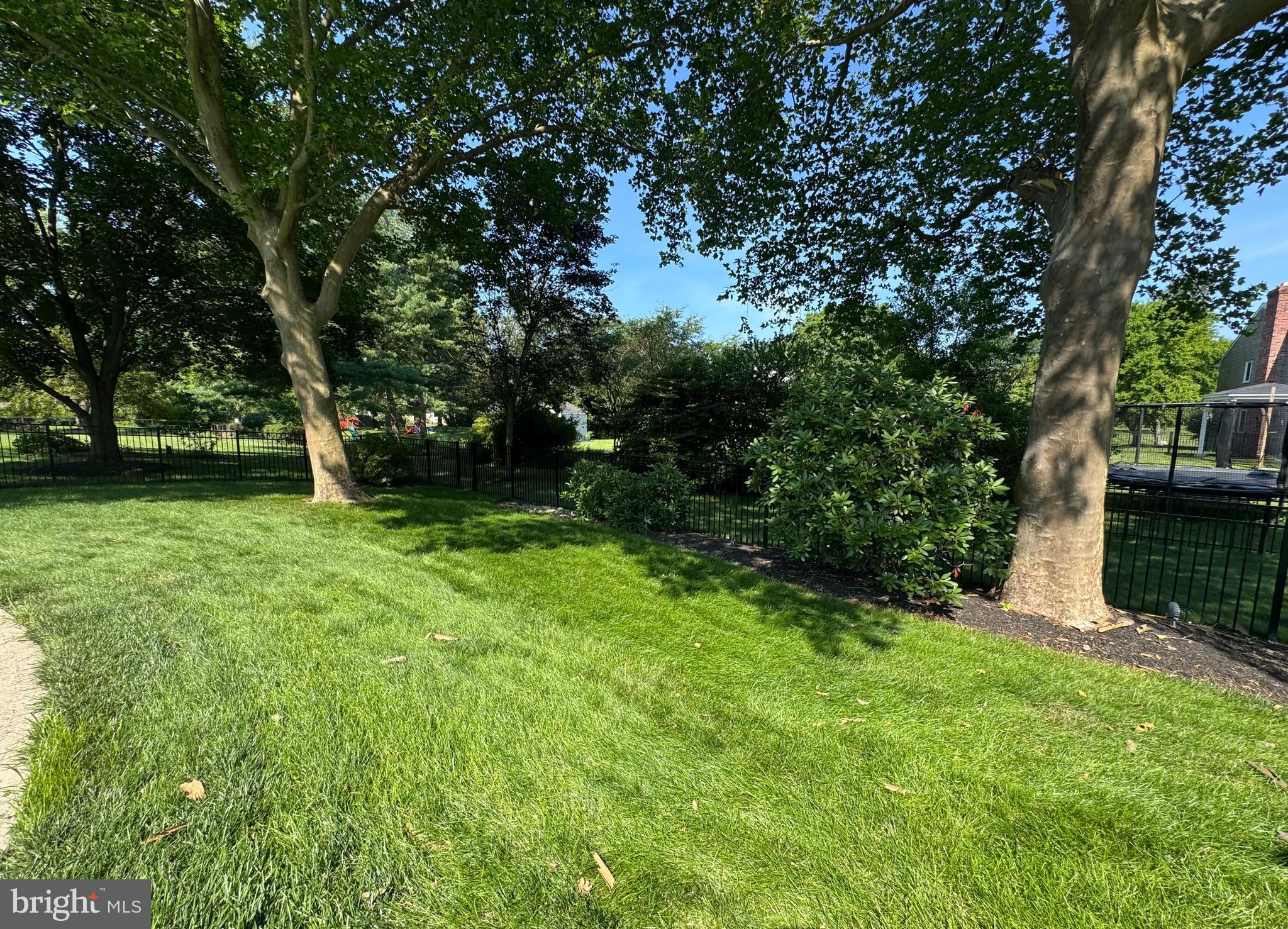 SHIRES CROSSING - Residential