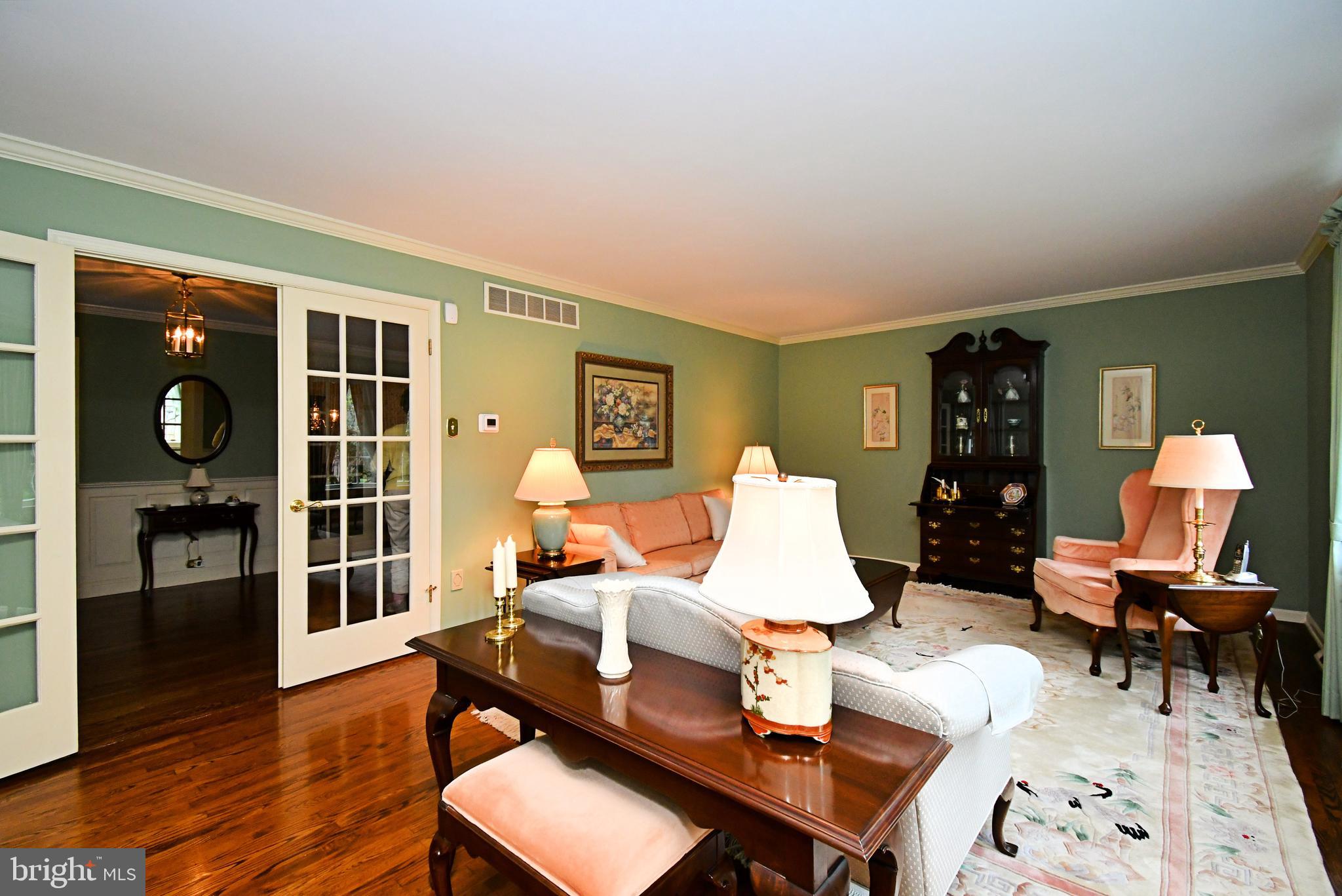 SHIRES CROSSING - Residential