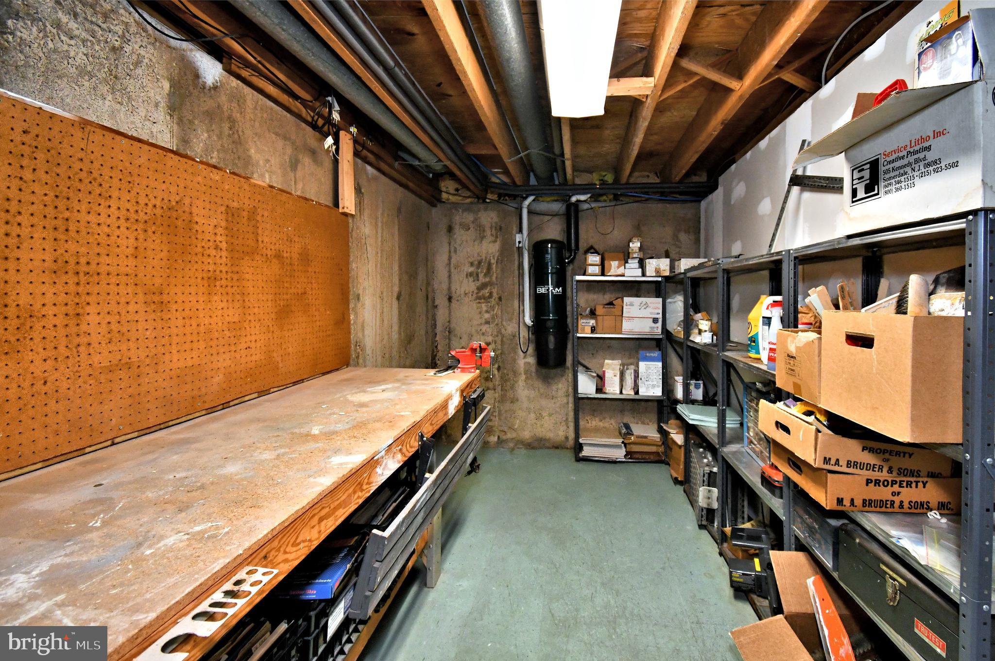 SHIRES CROSSING - Residential