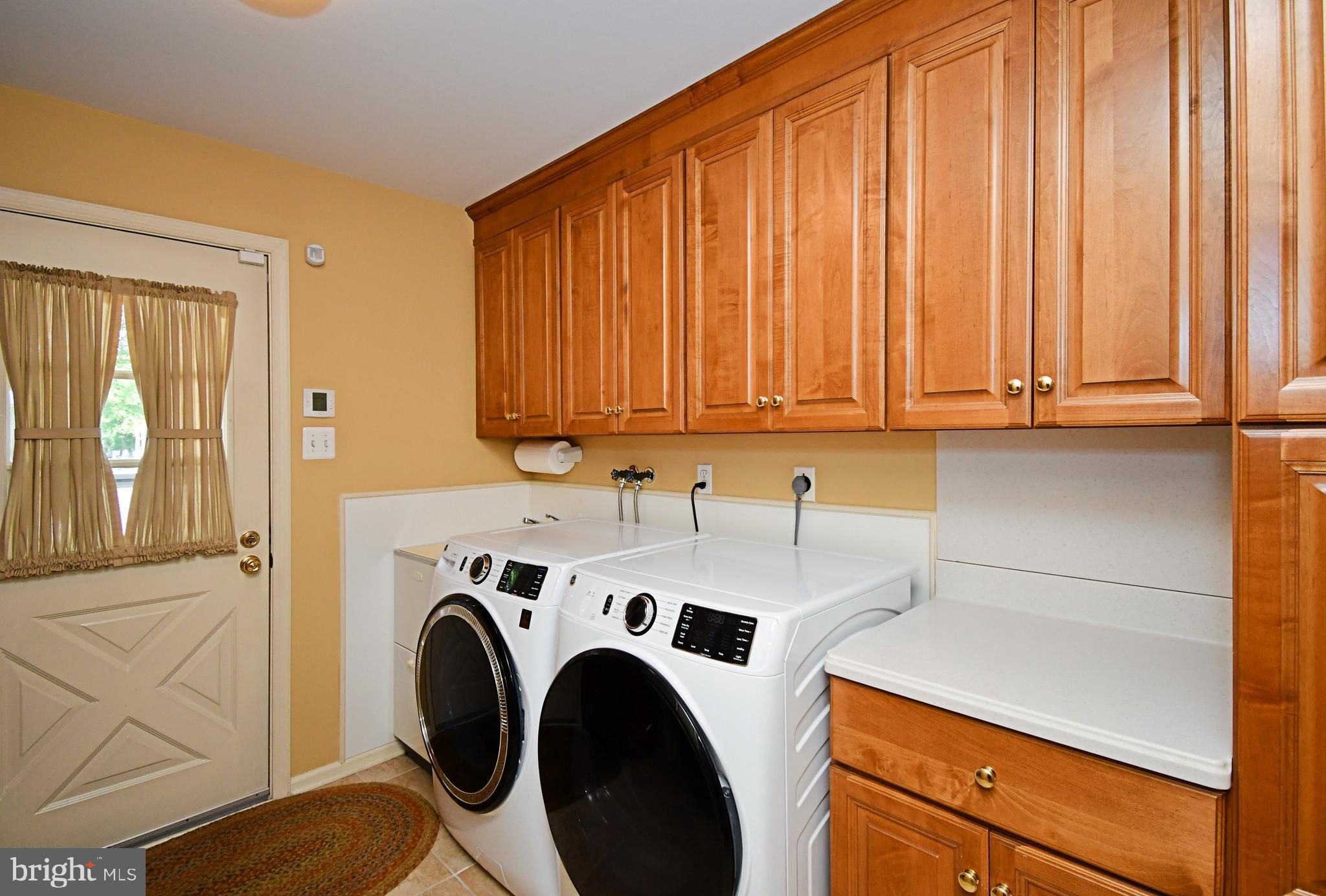 SHIRES CROSSING - Residential