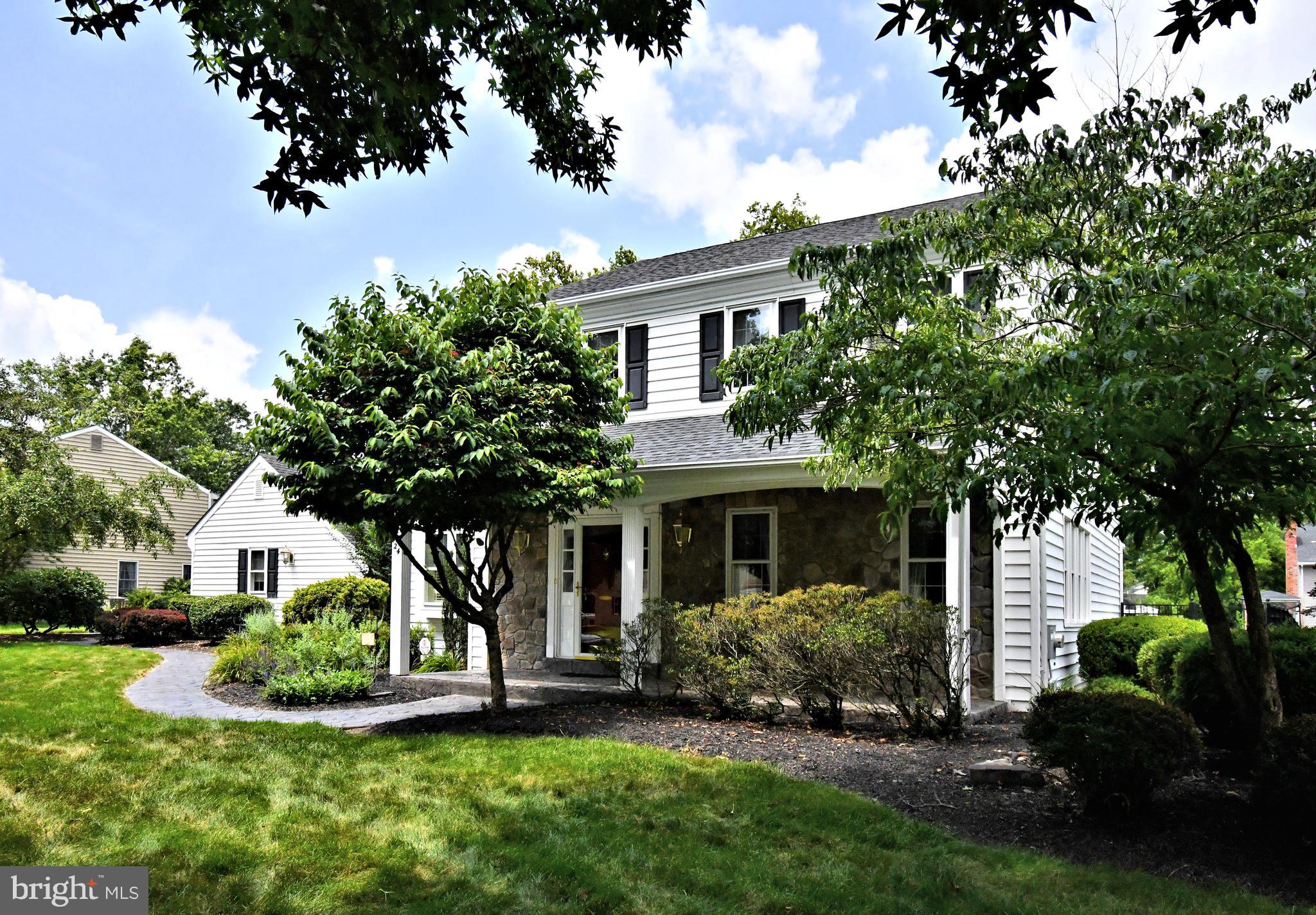 SHIRES CROSSING - Residential