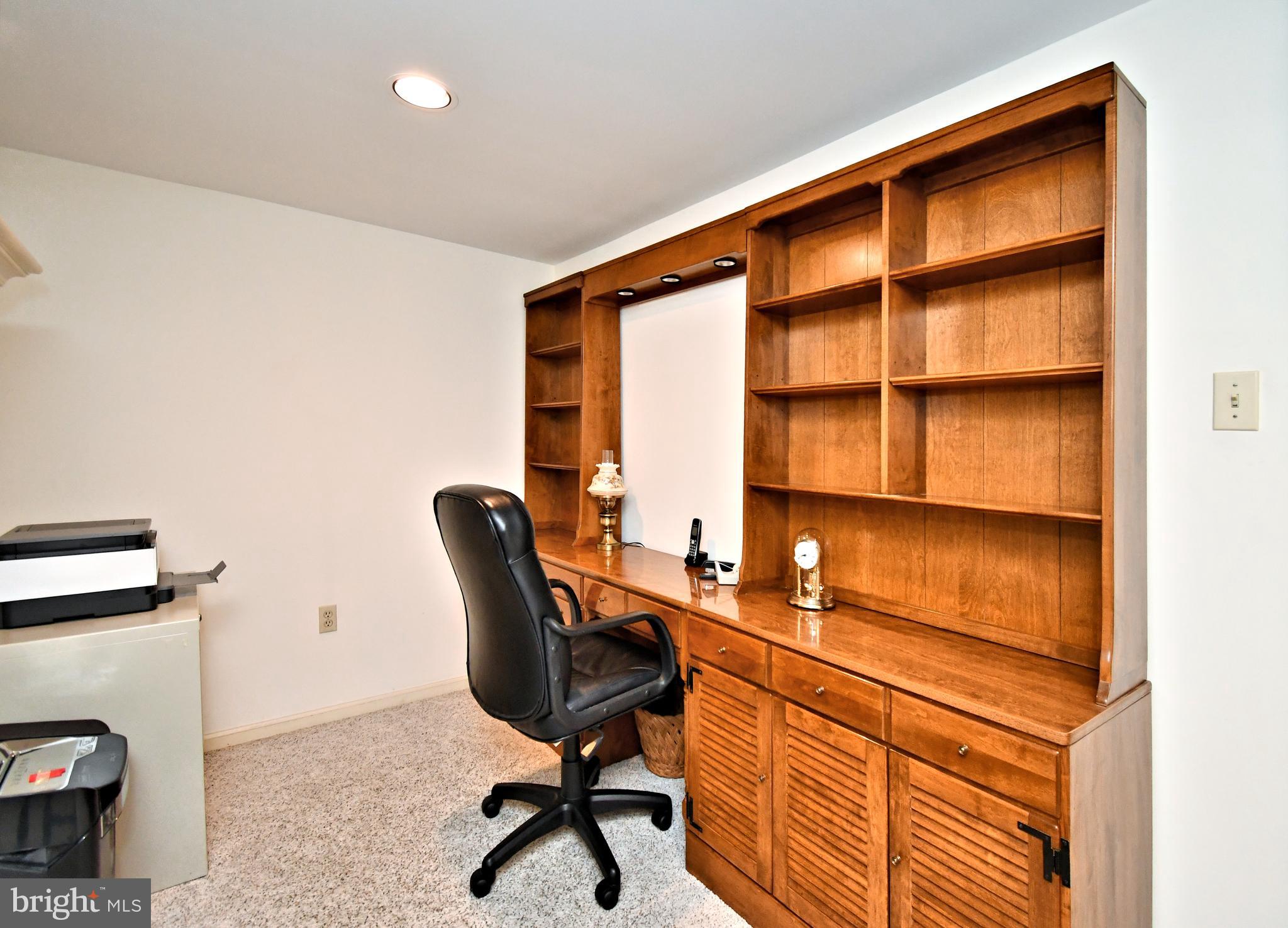 SHIRES CROSSING - Residential