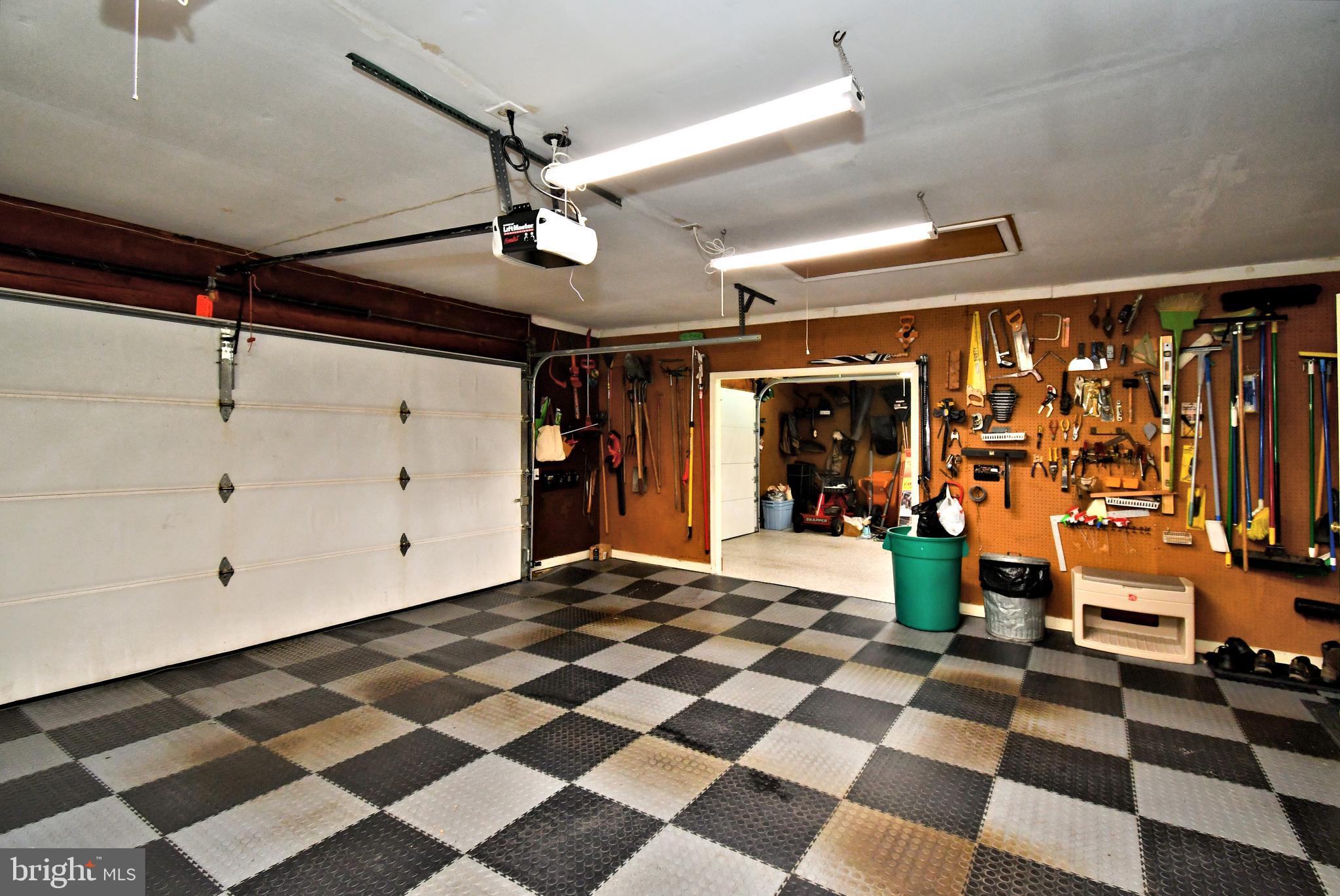 SHIRES CROSSING - Residential