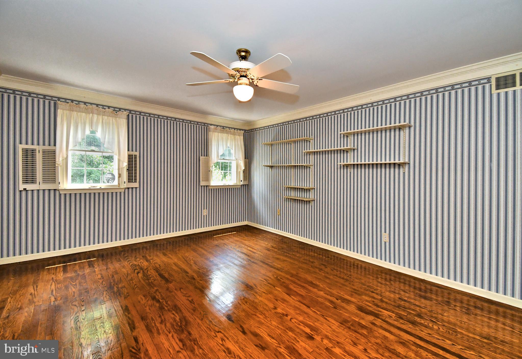 SHIRES CROSSING - Residential