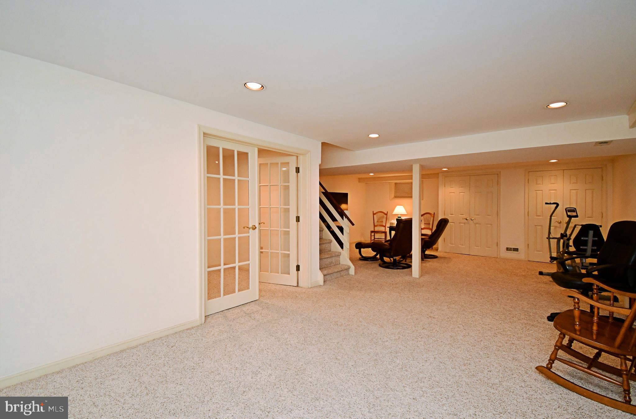 SHIRES CROSSING - Residential