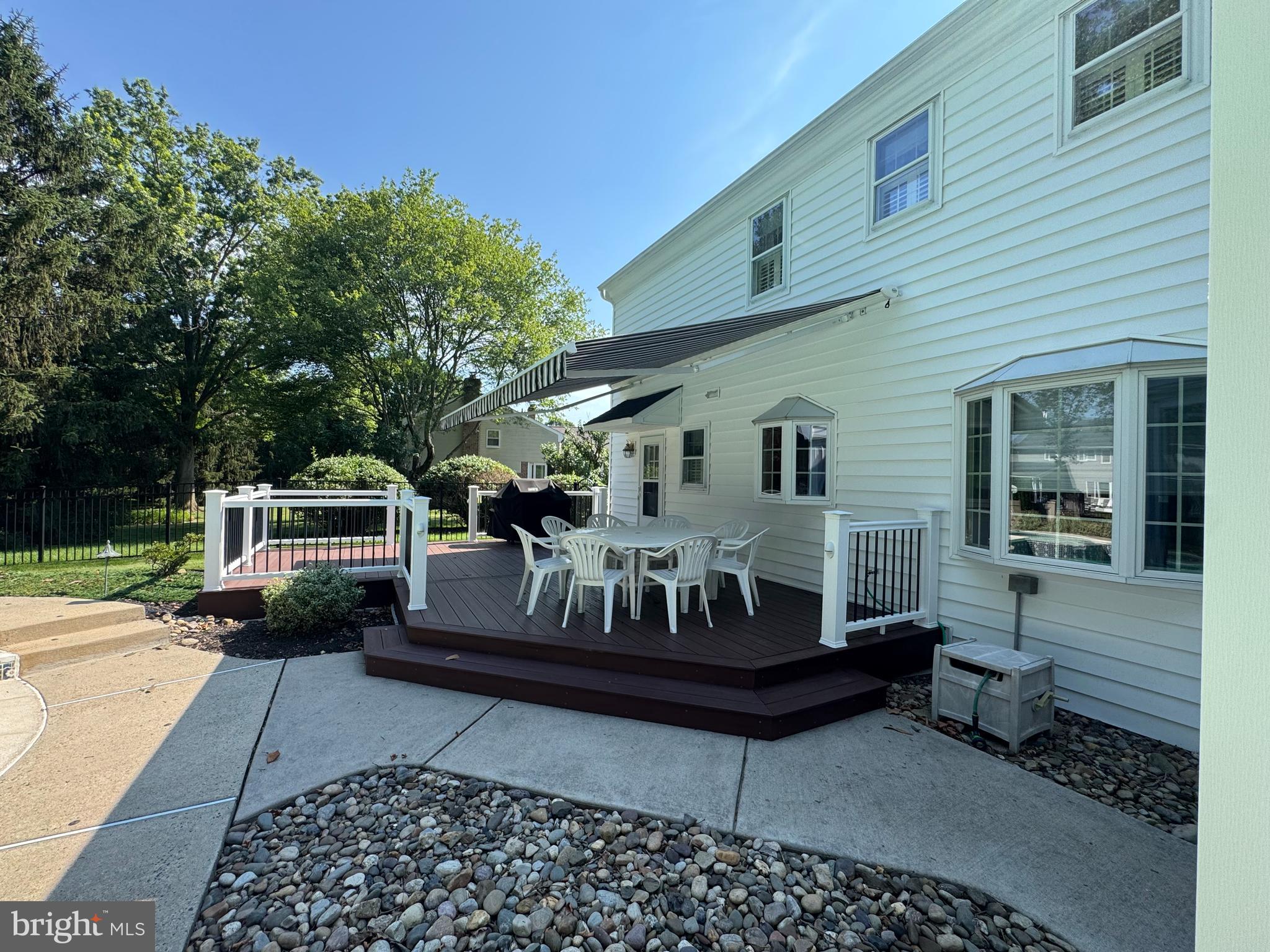 SHIRES CROSSING - Residential