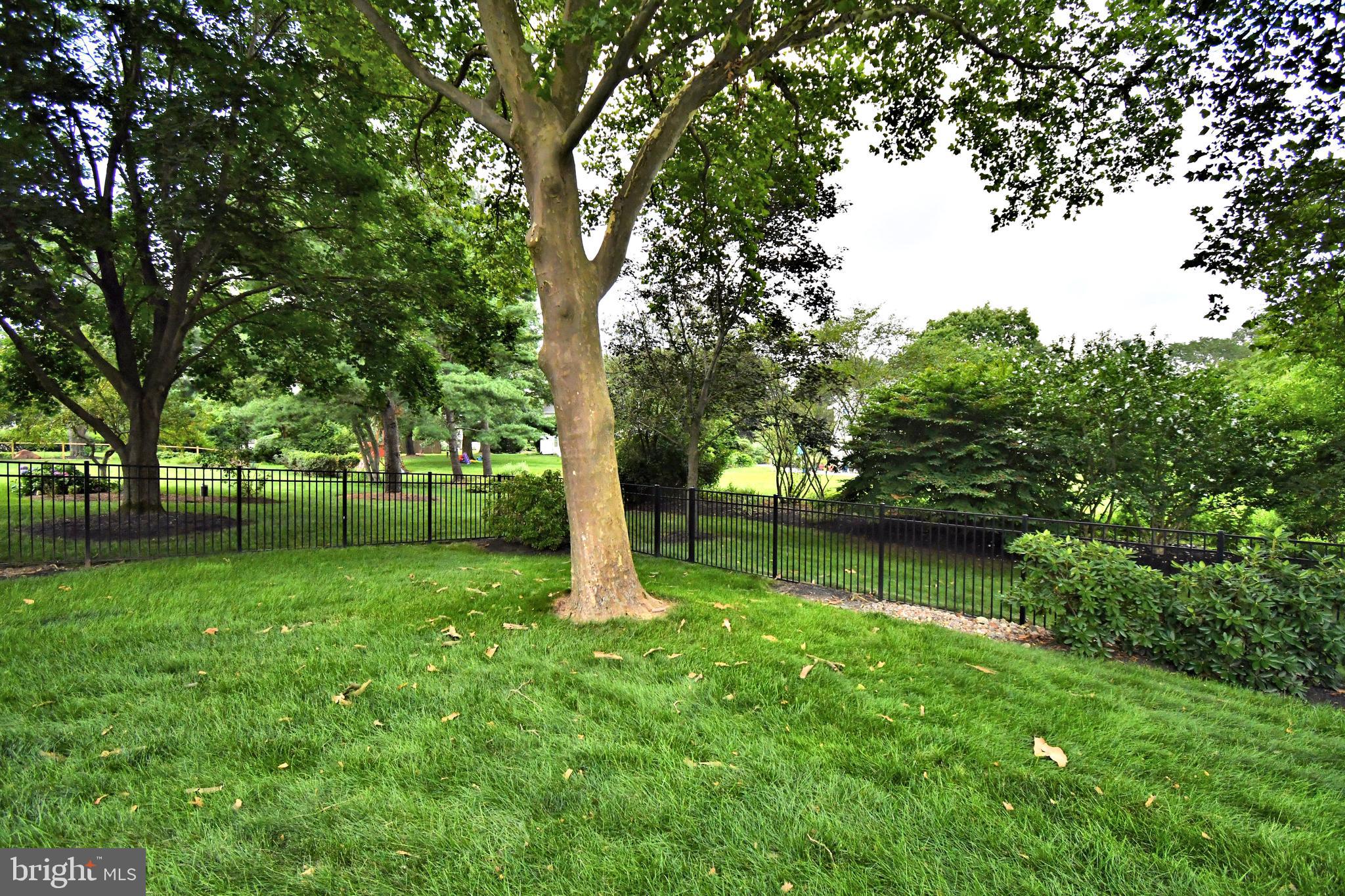 SHIRES CROSSING - Residential