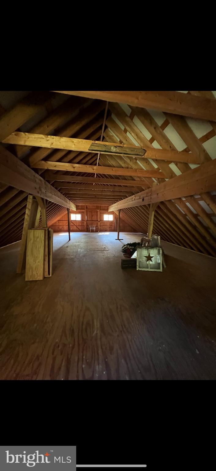 UPPER SENECA CREST - Residential