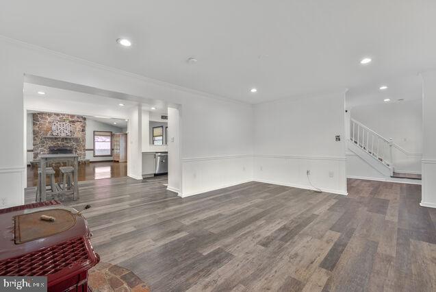 UPPER SENECA CREST - Residential