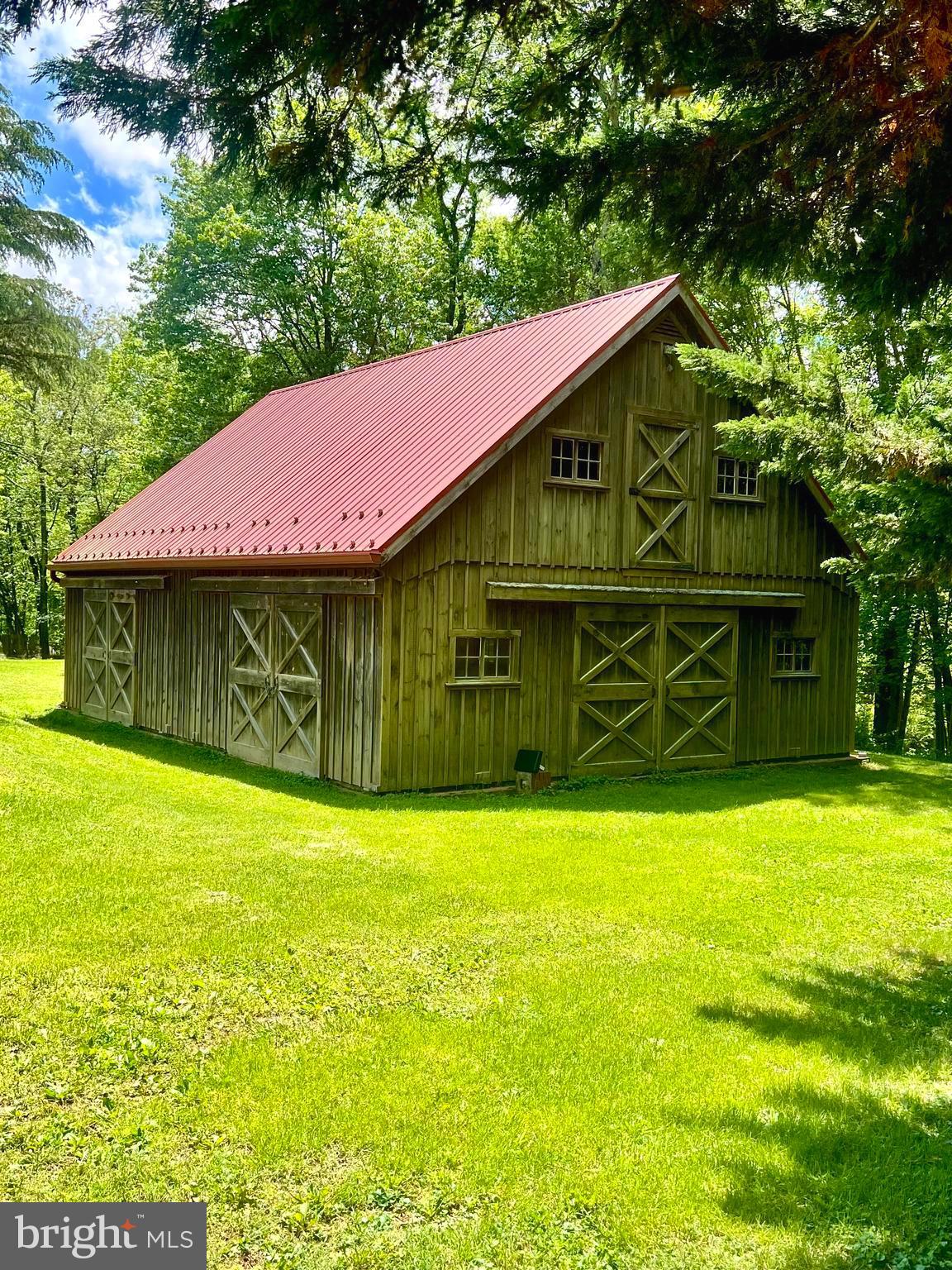 UPPER SENECA CREST - Residential