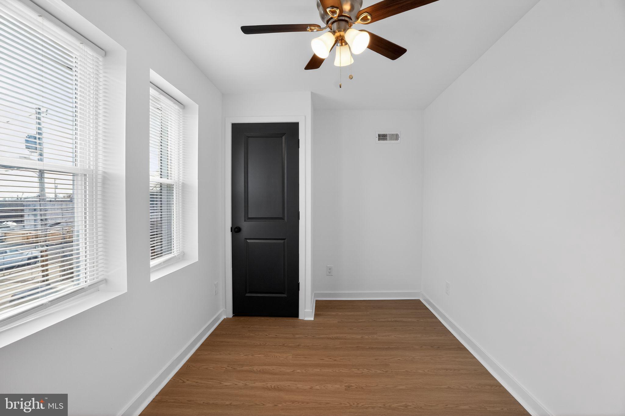 FRANKFORD - Residential