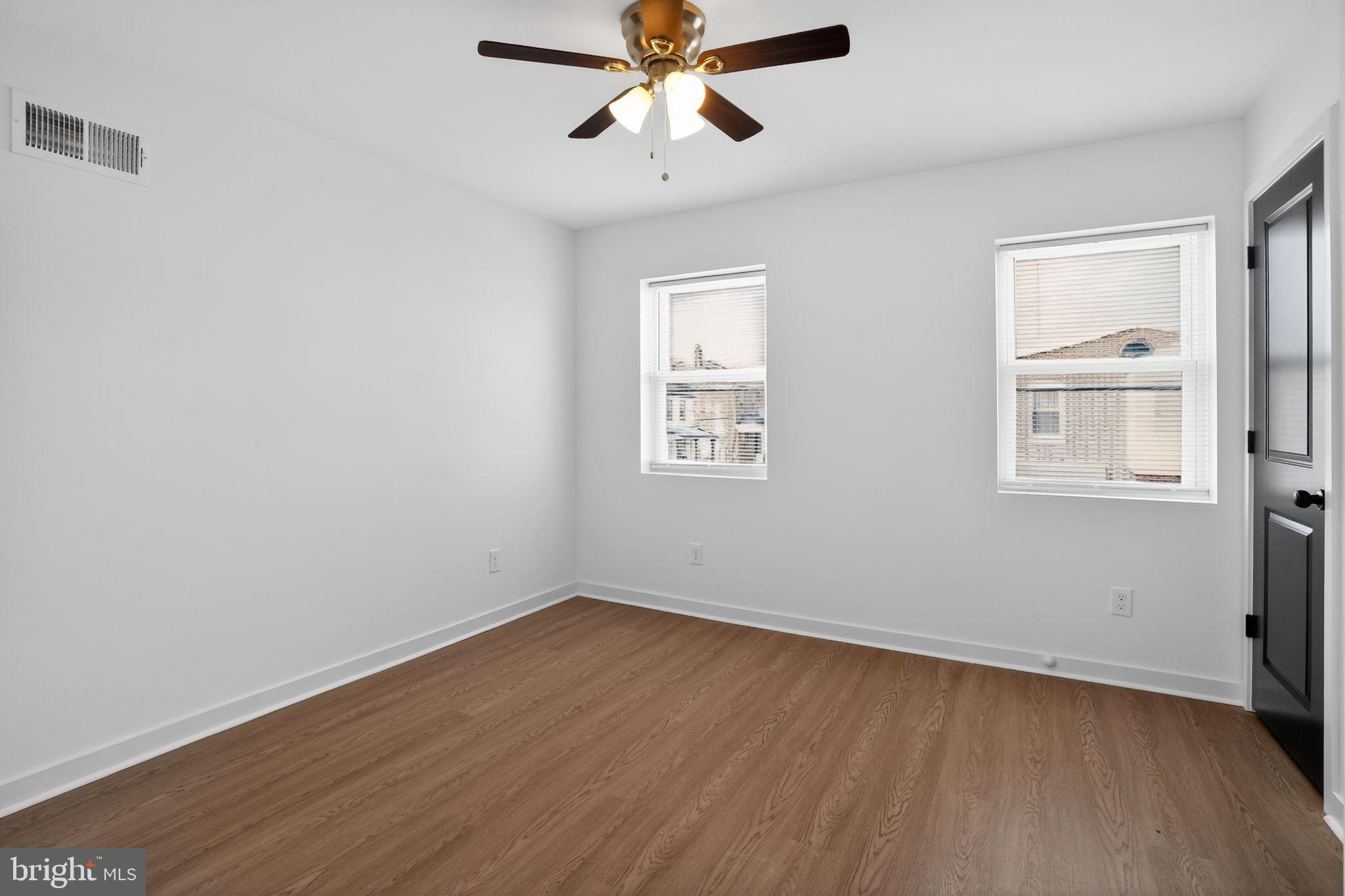 FRANKFORD - Residential