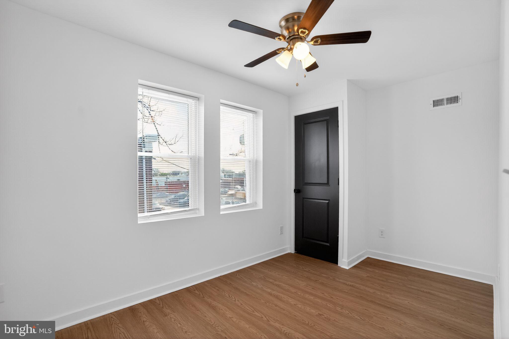 FRANKFORD - Residential