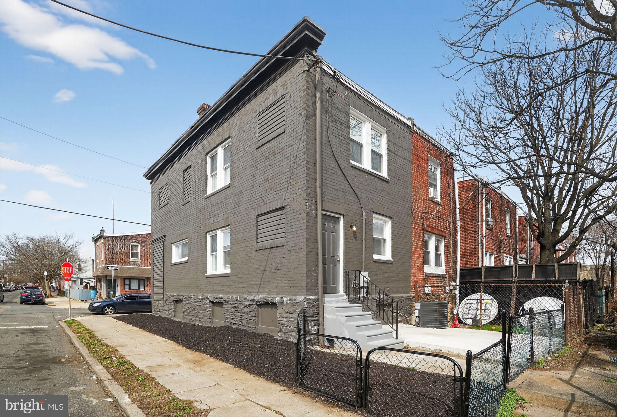 FRANKFORD - Residential