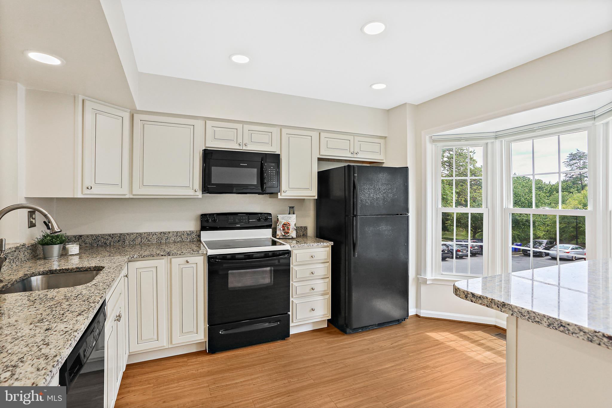 ASPENWOOD - Residential