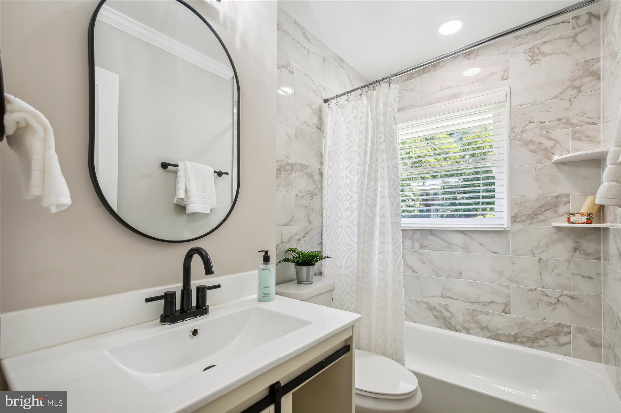 NORTH SPRINGFIELD - Residential