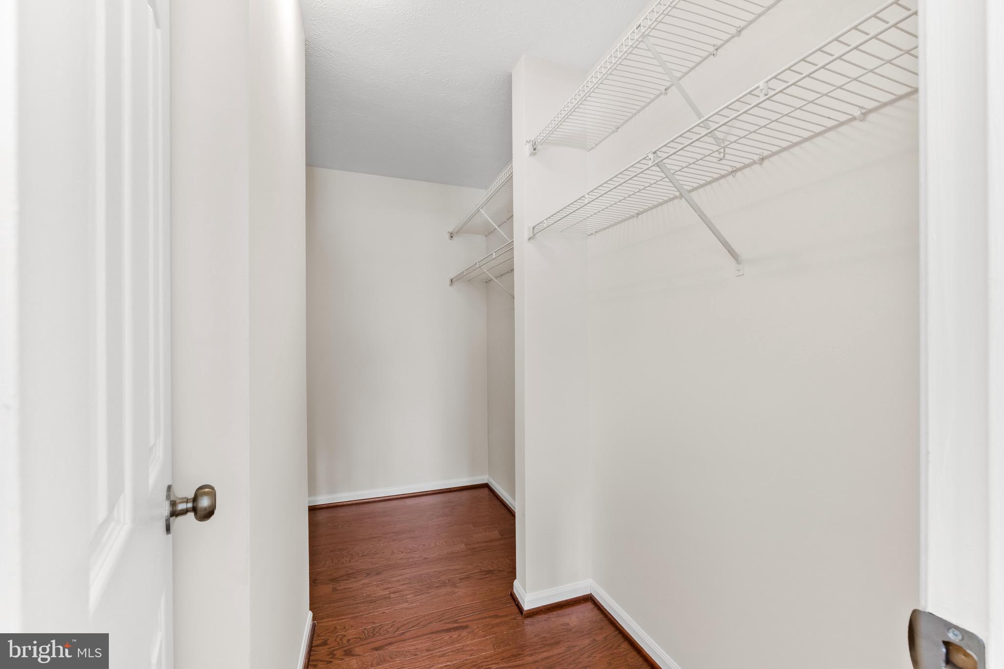 THE PROVINCES - Residential