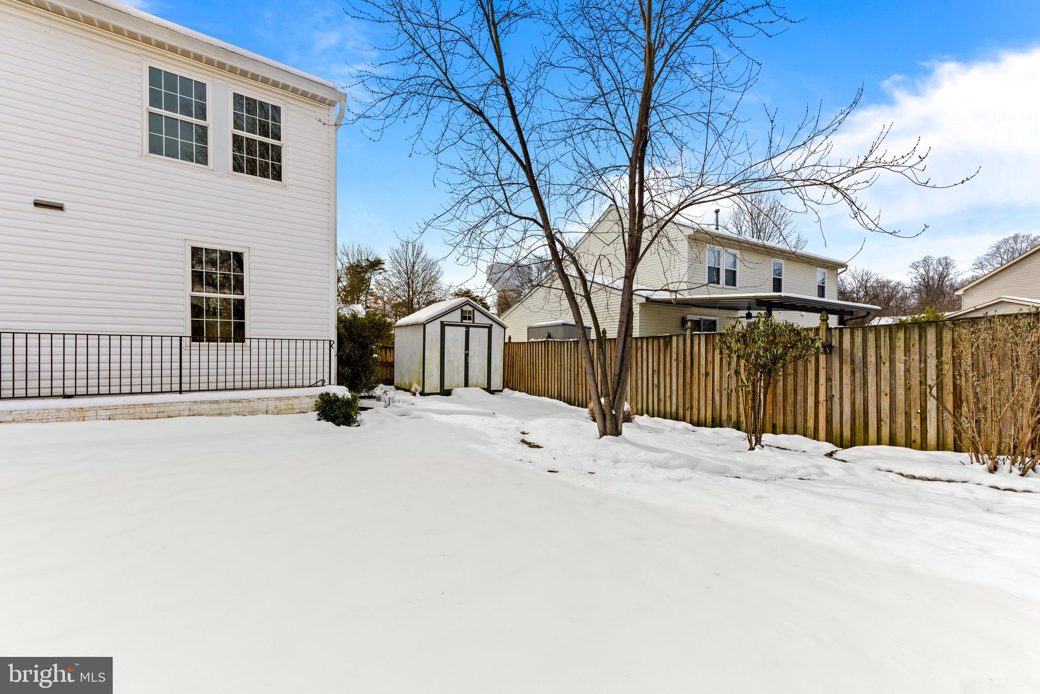 THE PROVINCES - Residential