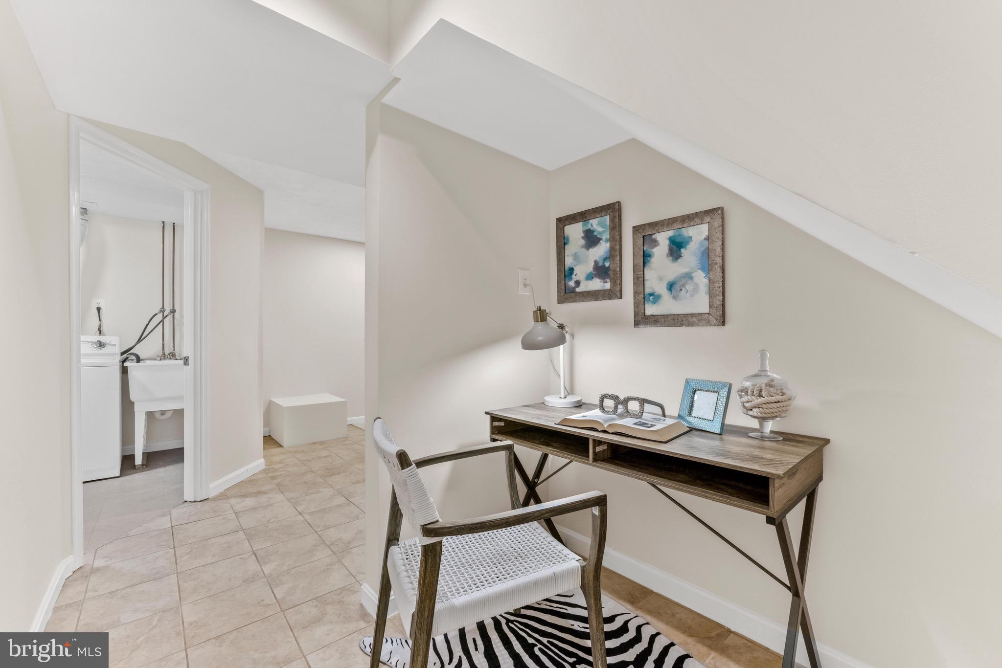 THE PROVINCES - Residential