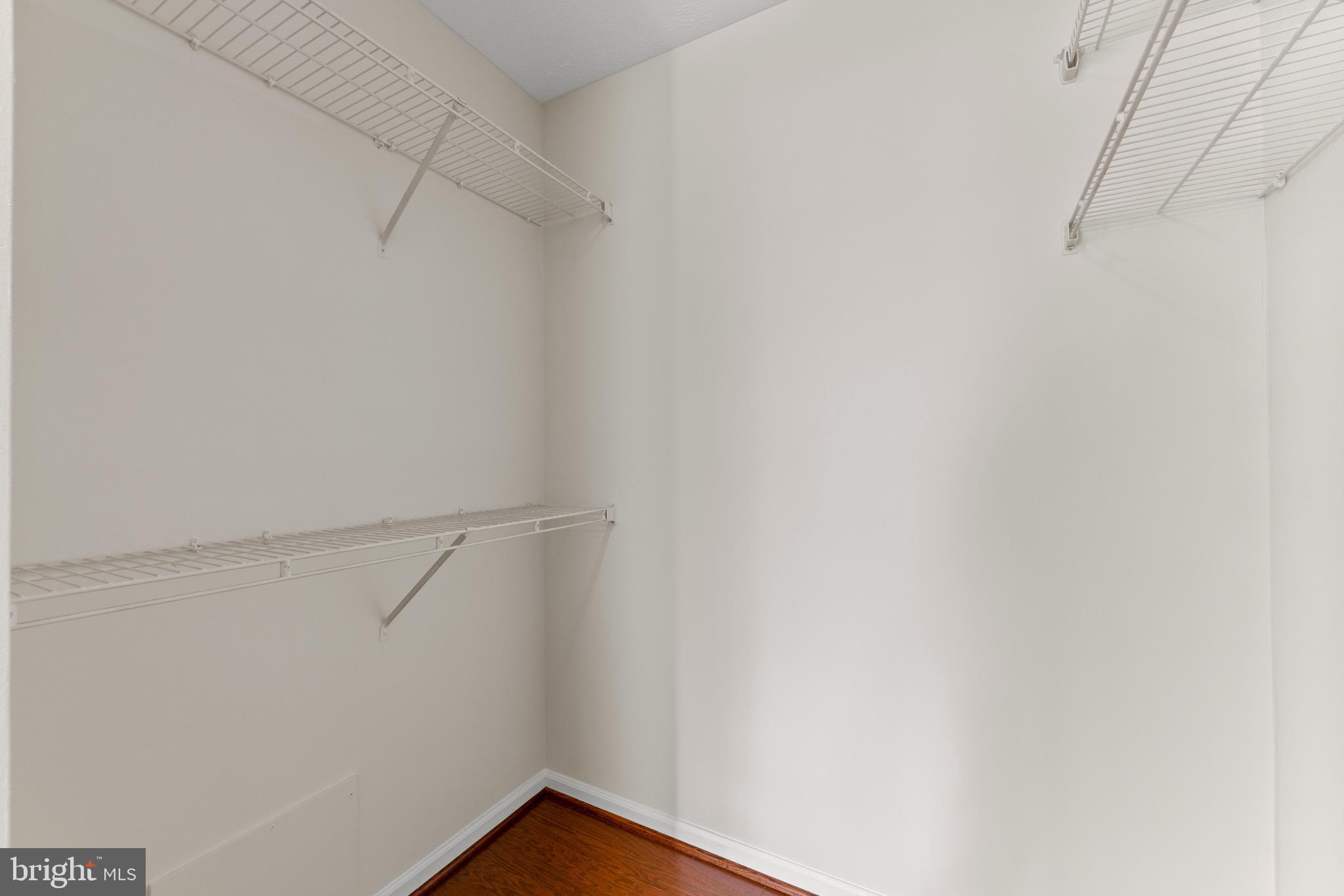 THE PROVINCES - Residential