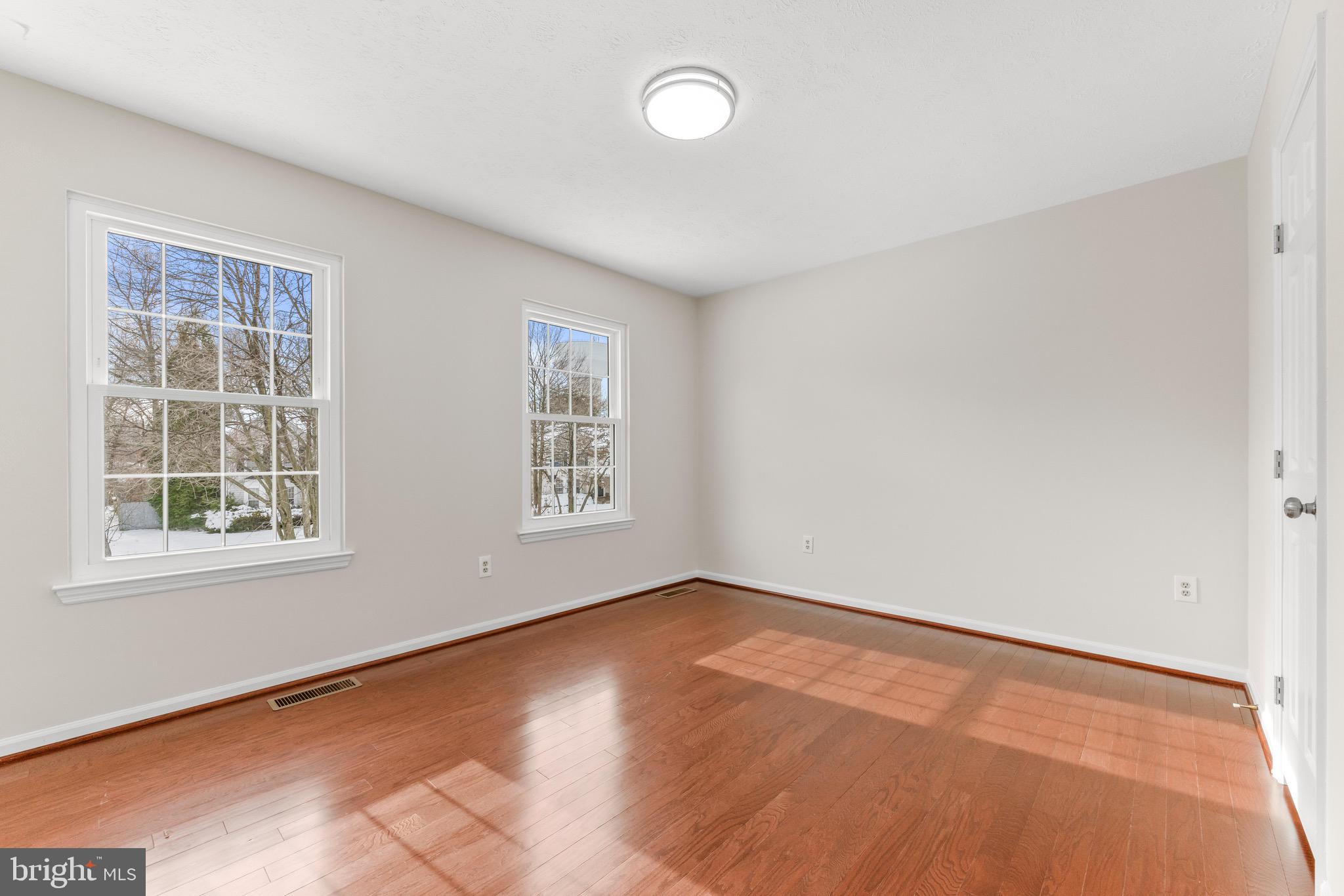 THE PROVINCES - Residential