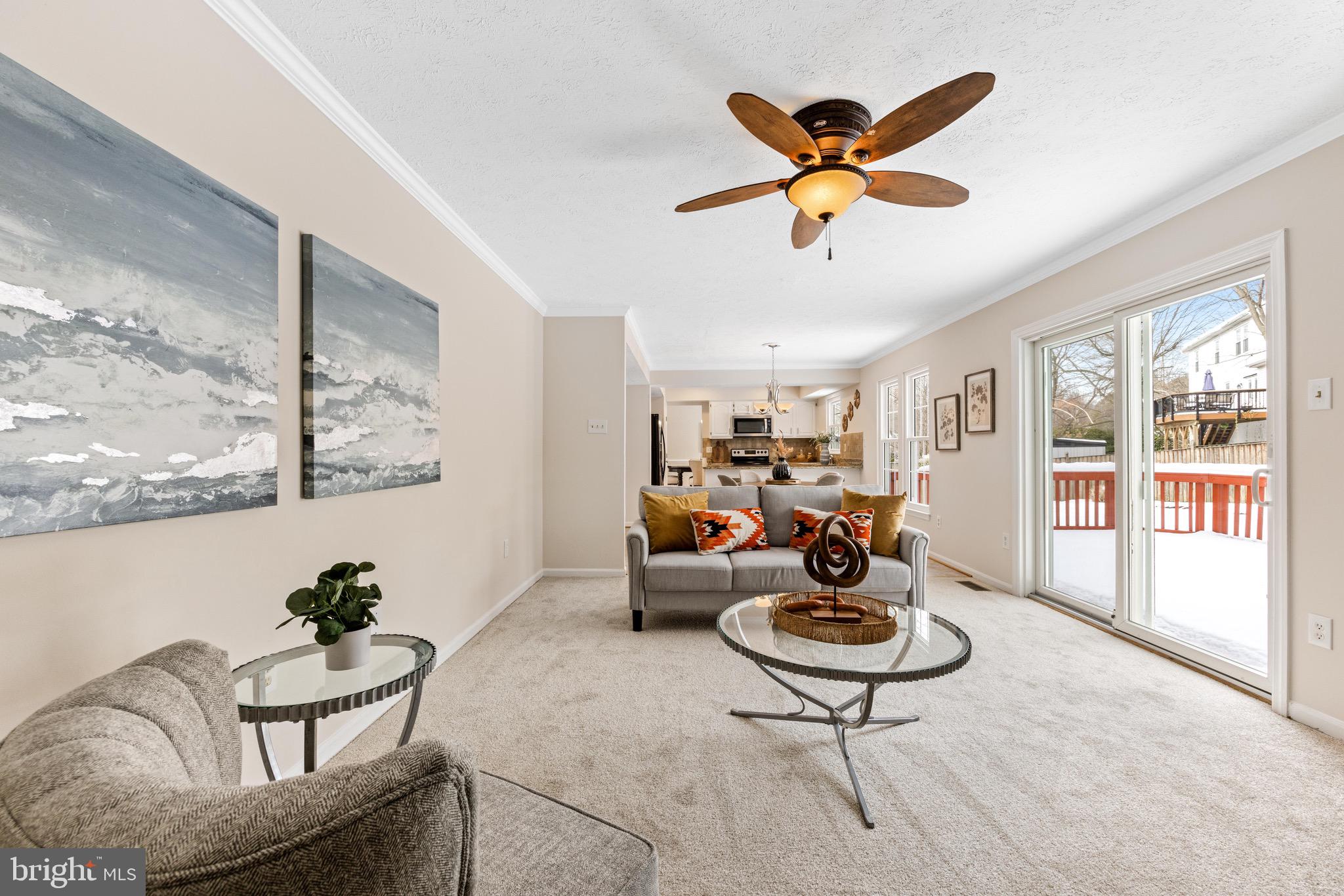 THE PROVINCES - Residential