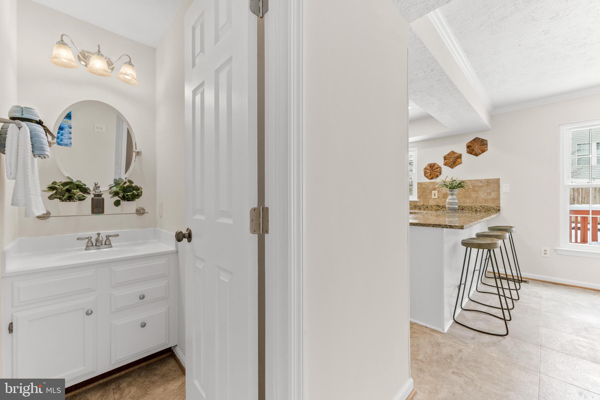 THE PROVINCES - Residential