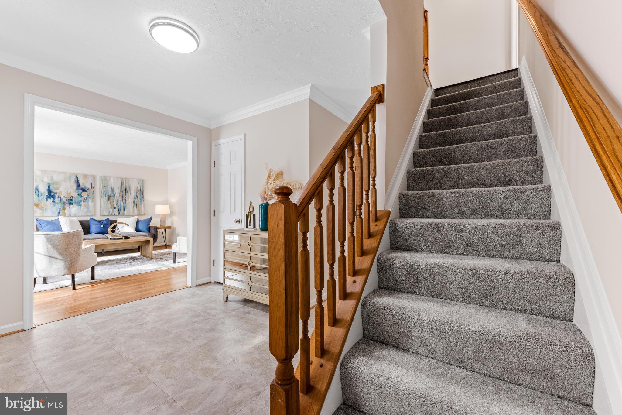 THE PROVINCES - Residential