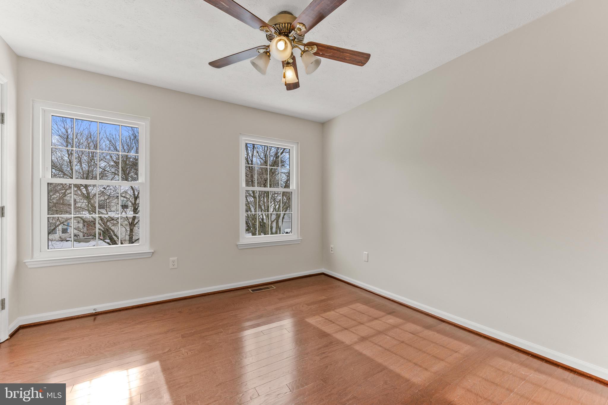 THE PROVINCES - Residential