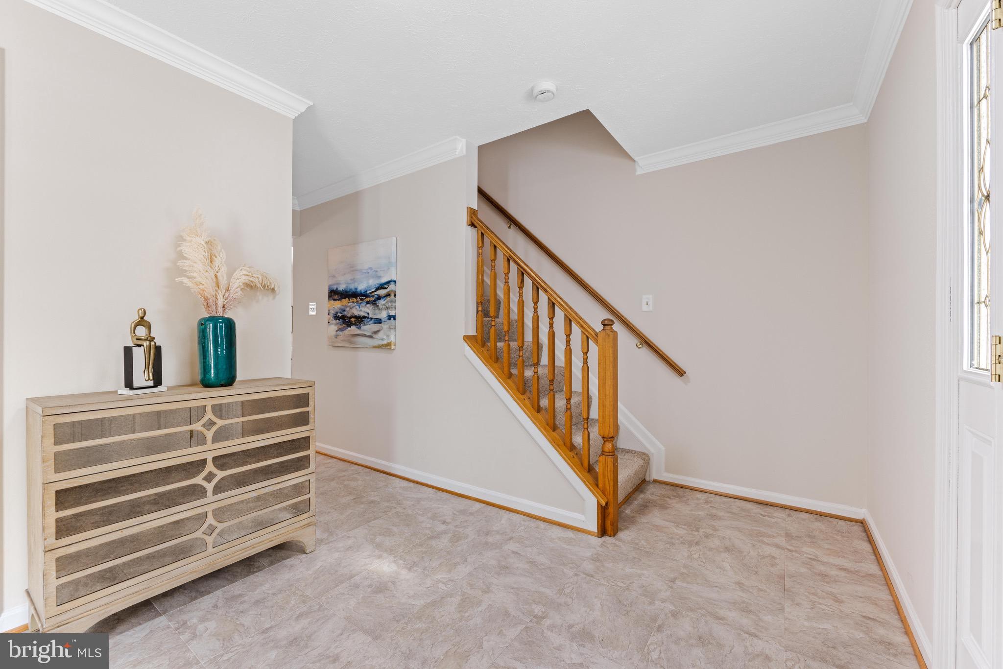 THE PROVINCES - Residential