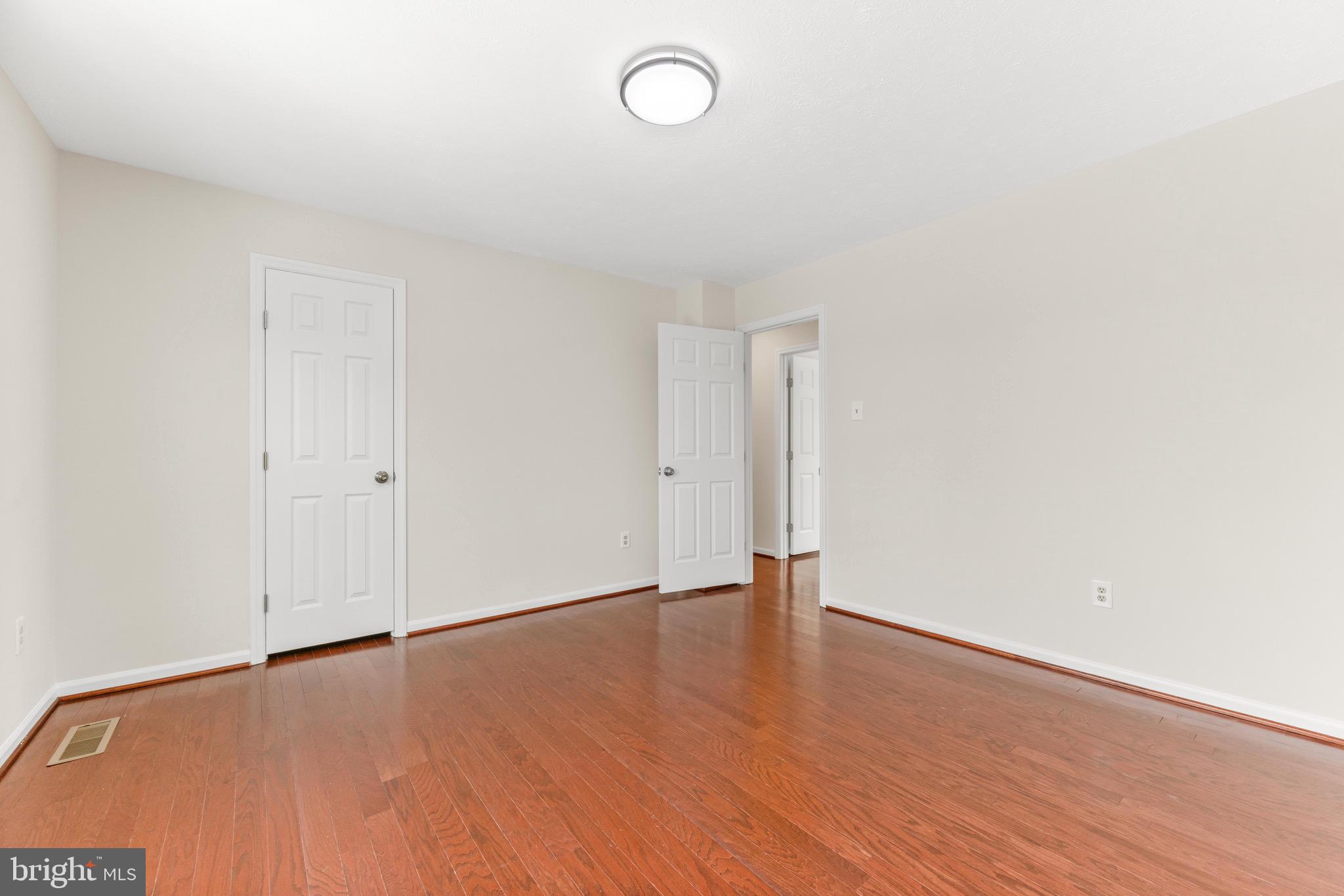 THE PROVINCES - Residential