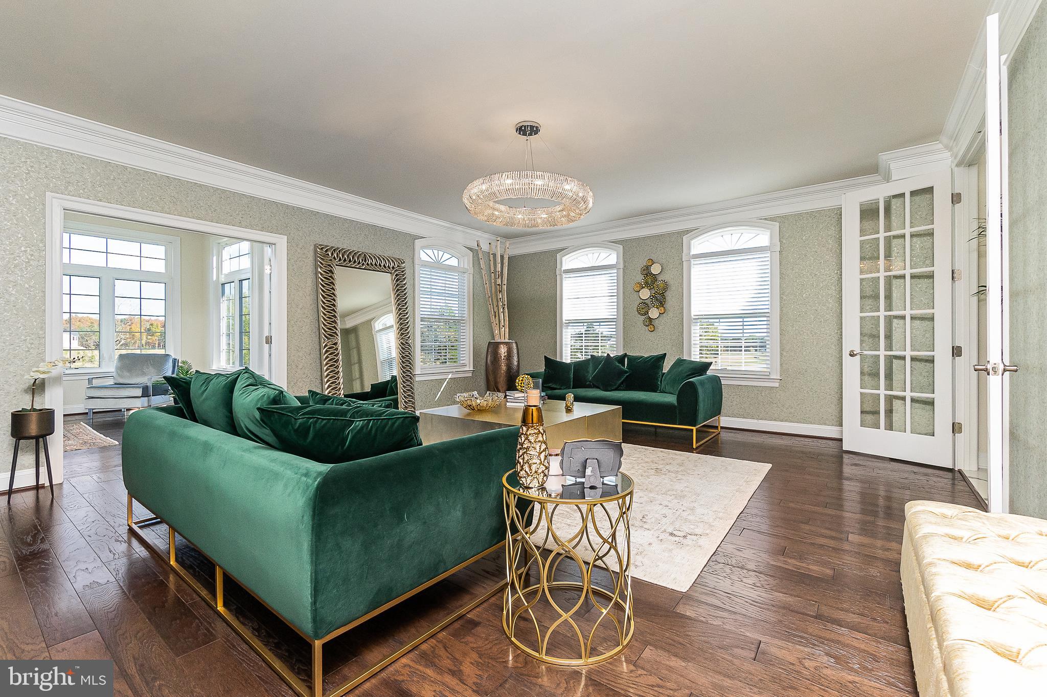 HUNTERS POND - Residential