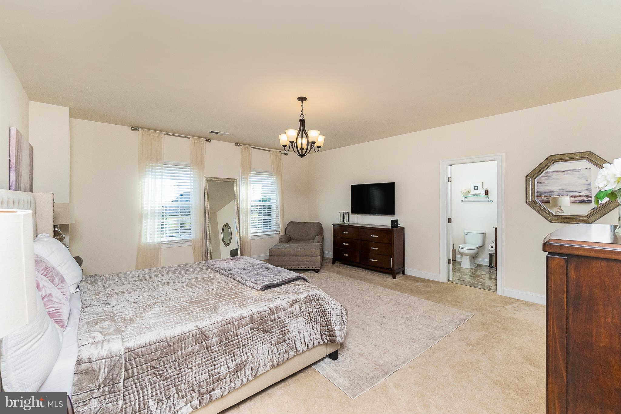 HUNTERS POND - Residential