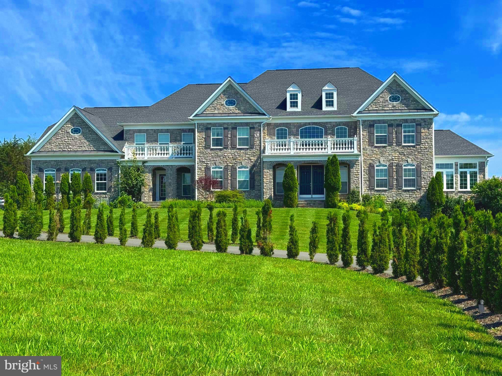 HUNTERS POND - Residential