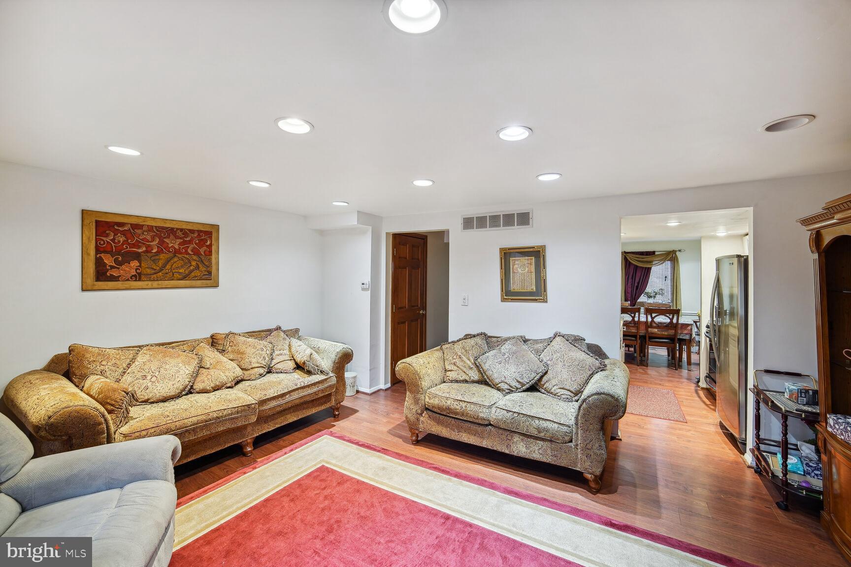 LONGFELLOW - Residential