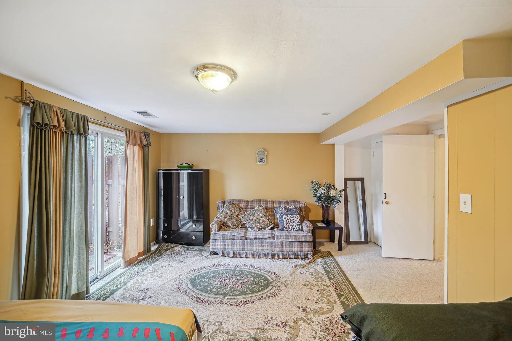 LONGFELLOW - Residential