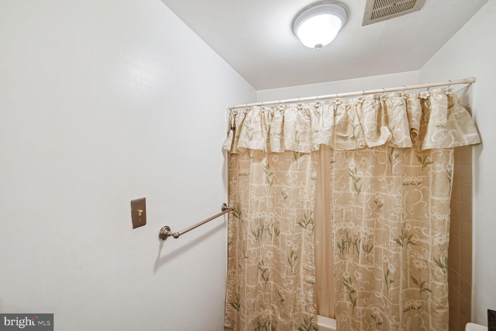 LONGFELLOW - Residential