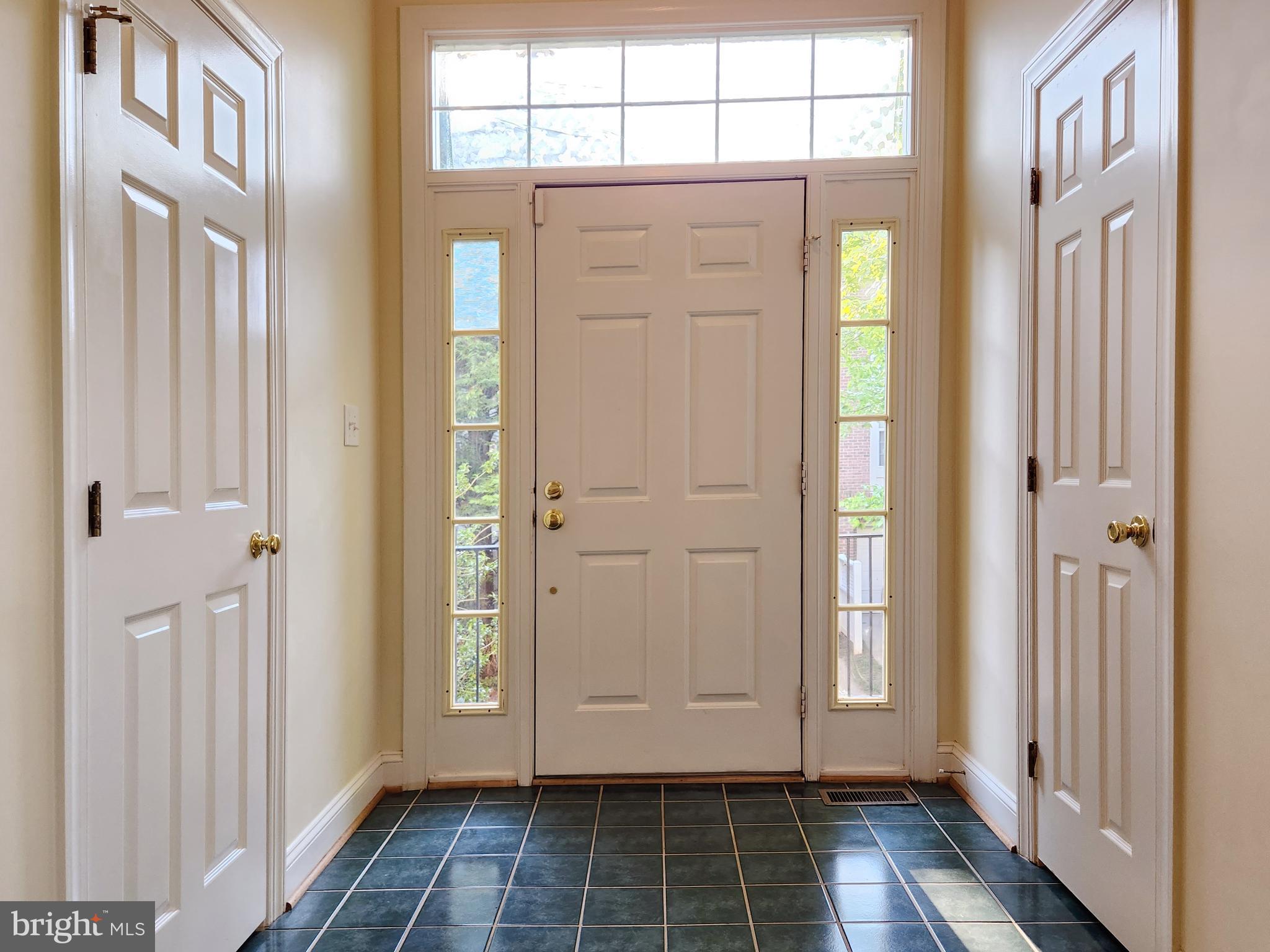 VIRGINIA CENTER - Residential Lease