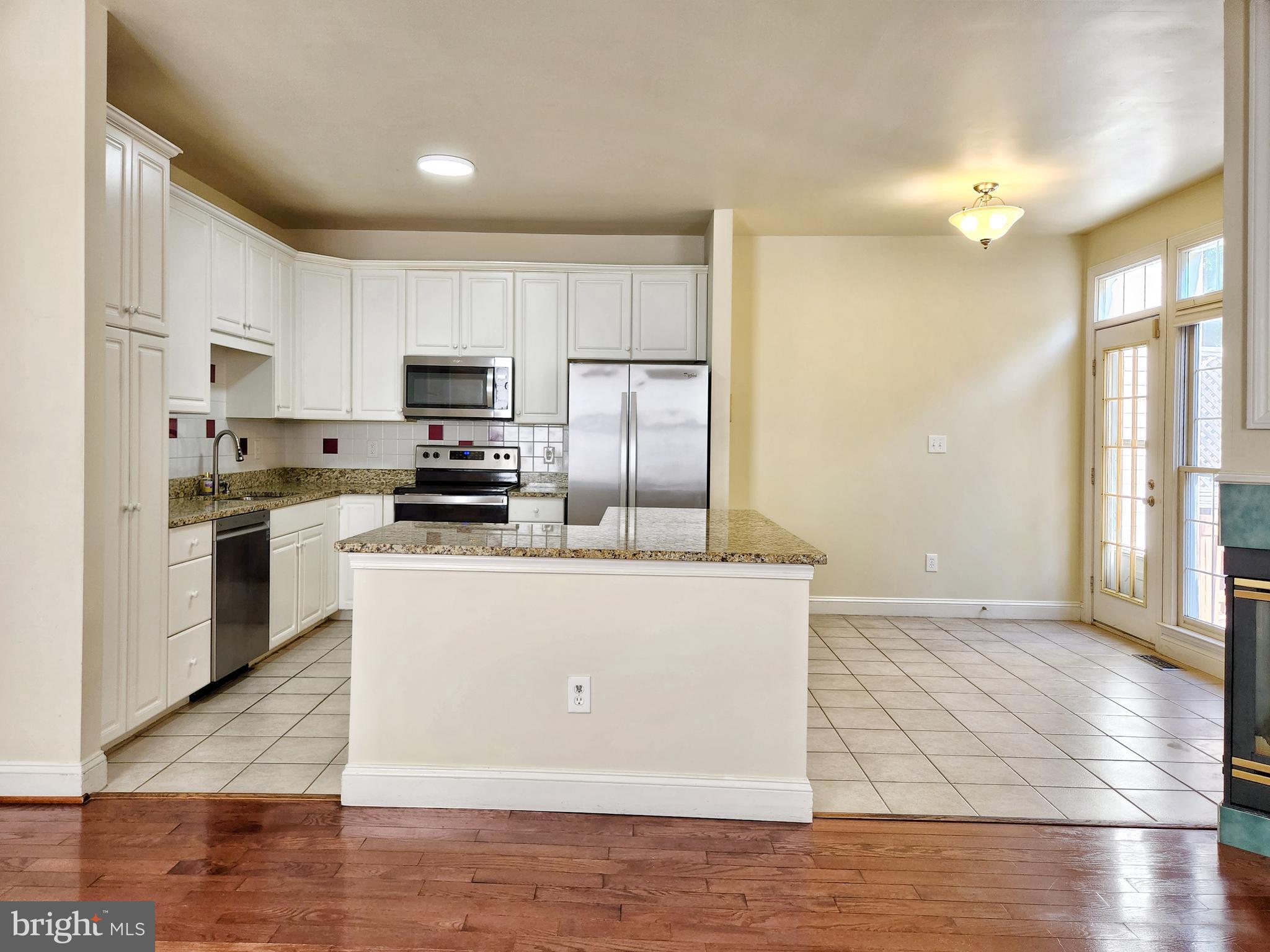 VIRGINIA CENTER - Residential Lease