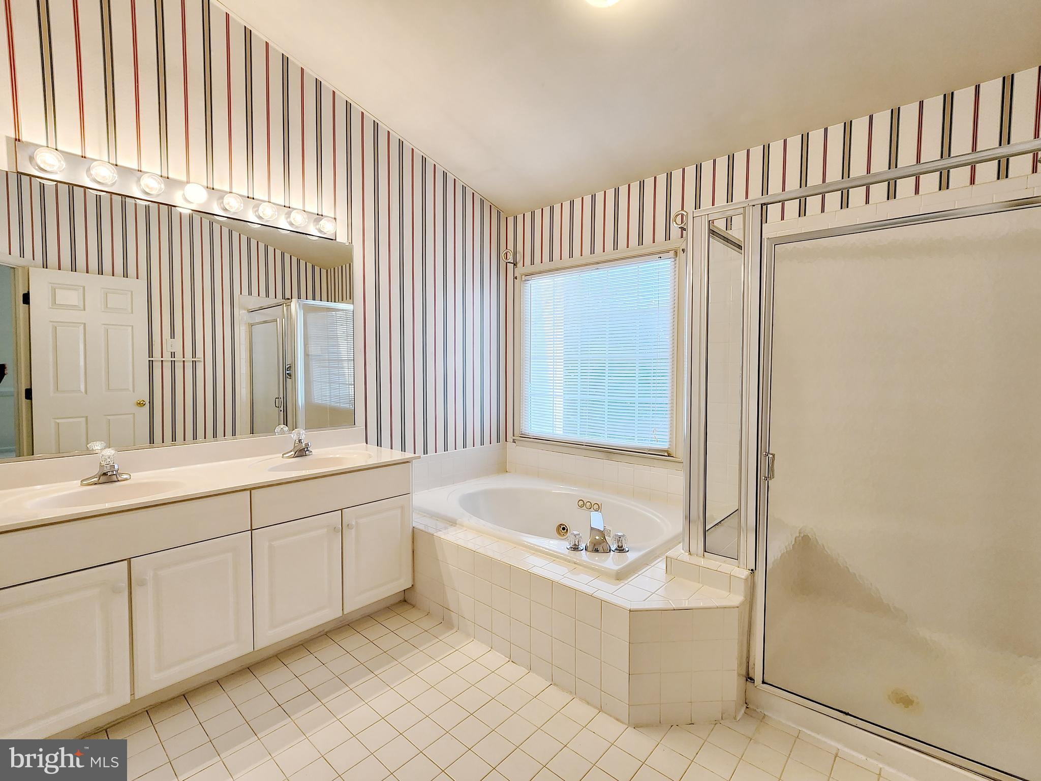 VIRGINIA CENTER - Residential Lease