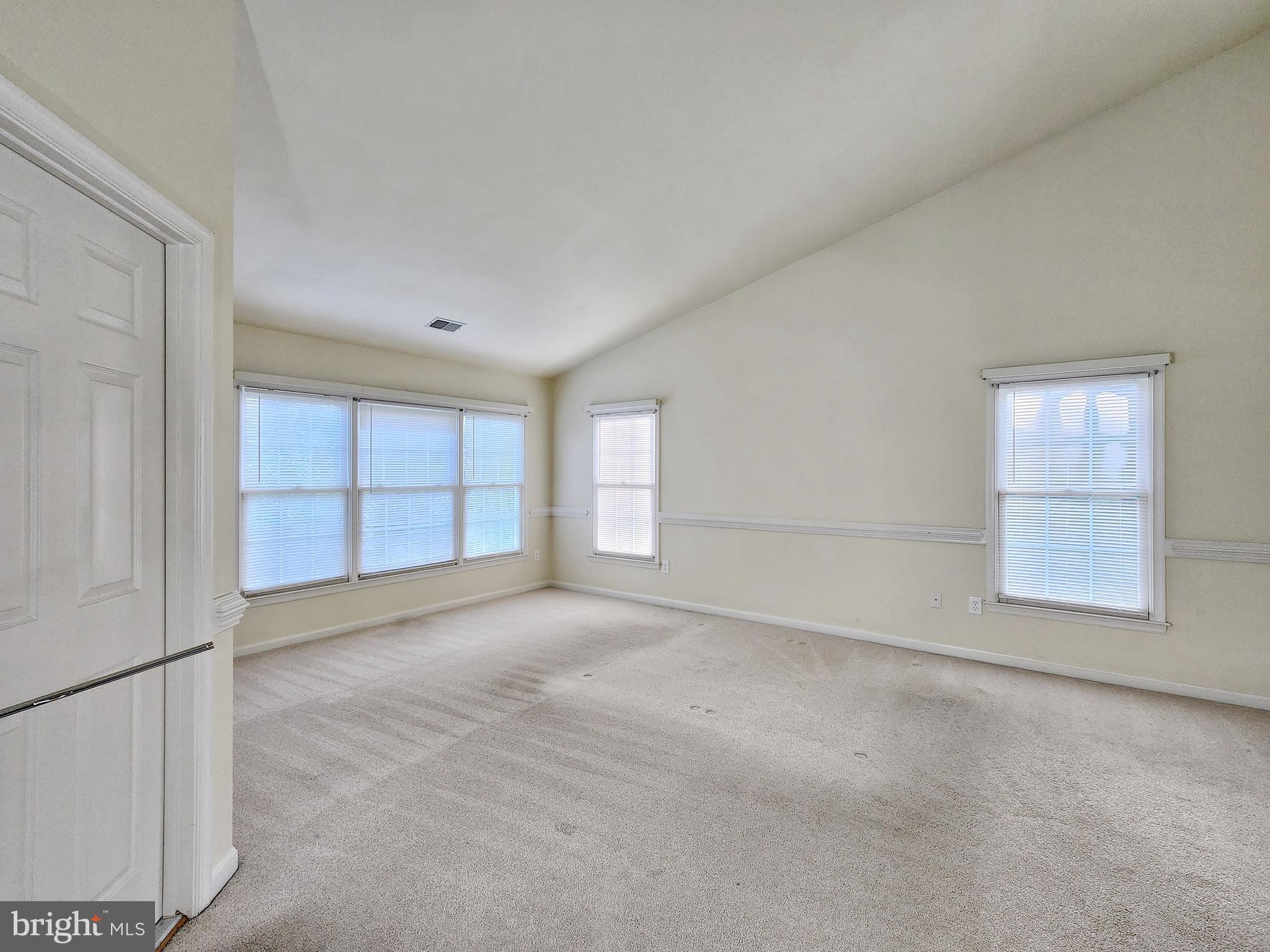 VIRGINIA CENTER - Residential Lease