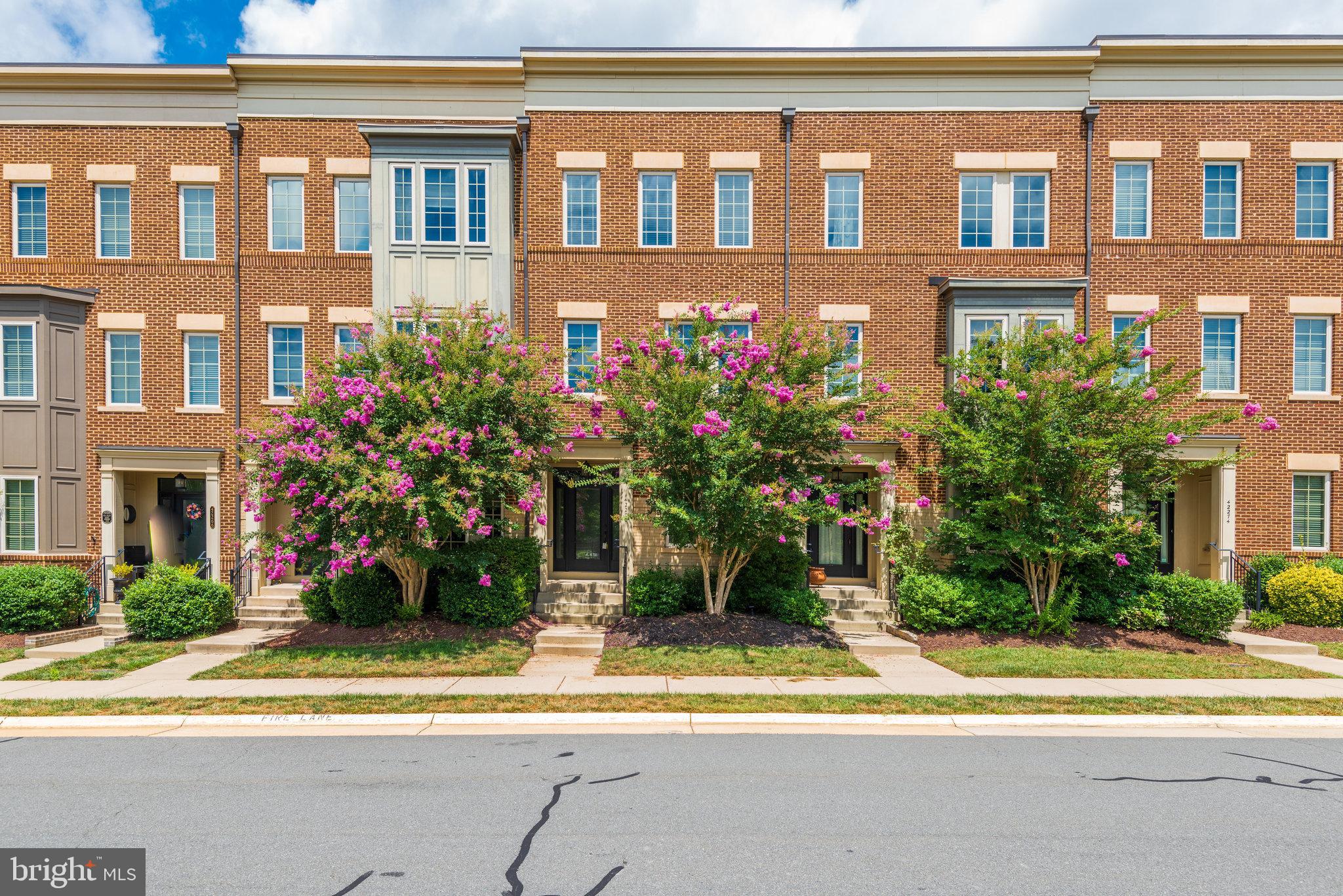 BRAMBLETON TOWN CTR RESI - Residential Lease