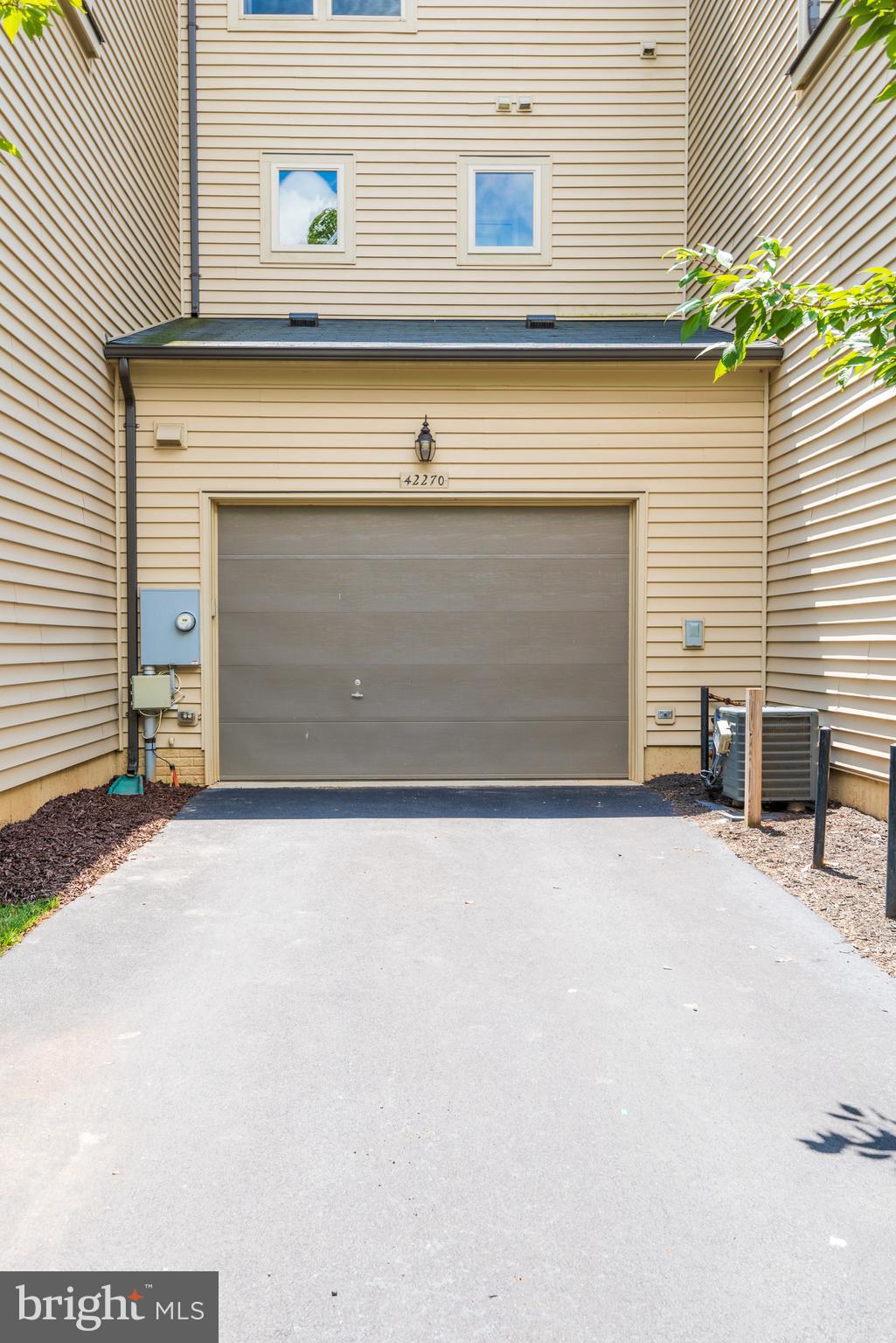 BRAMBLETON TOWN CTR RESI - Residential Lease