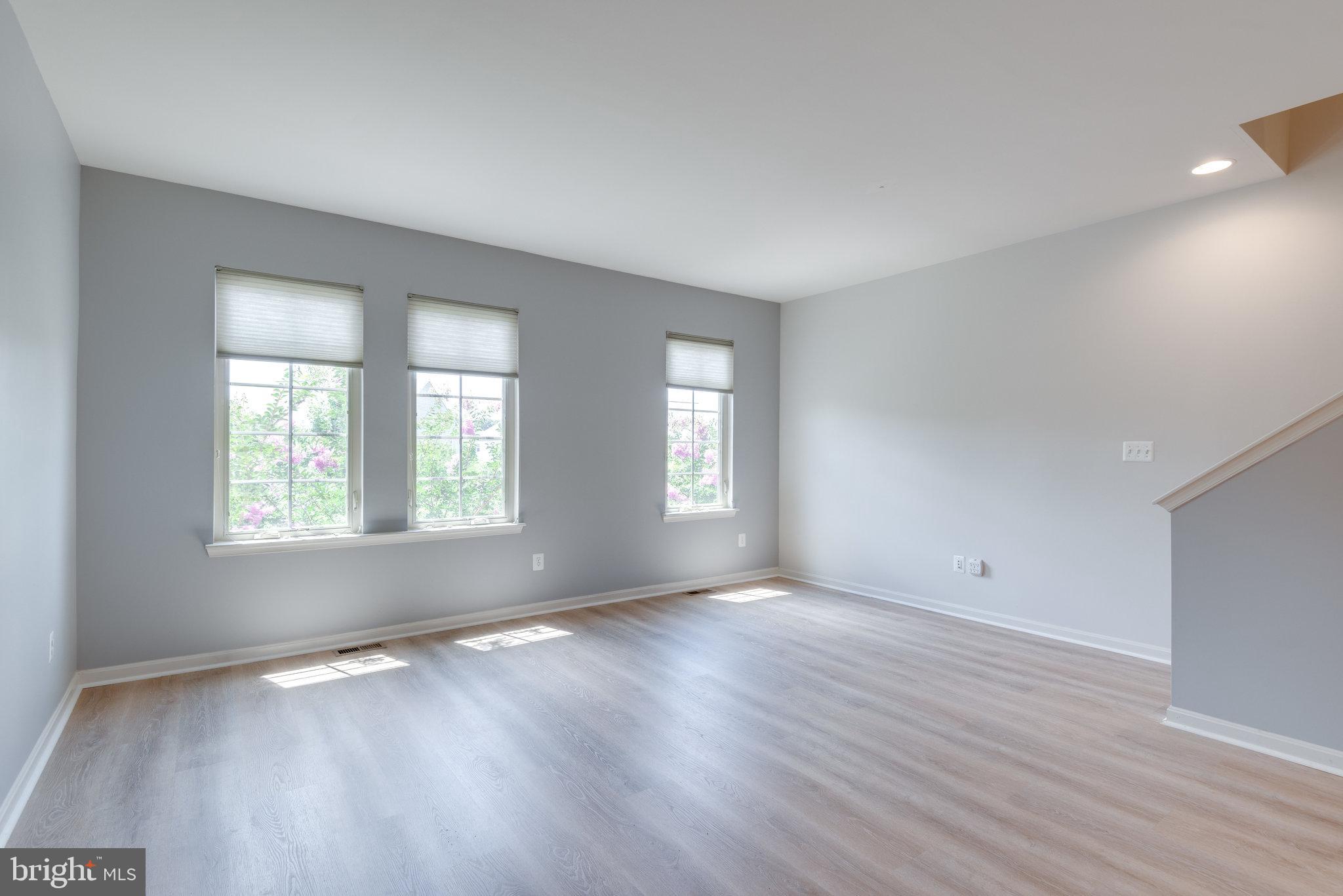 BRAMBLETON TOWN CTR RESI - Residential Lease