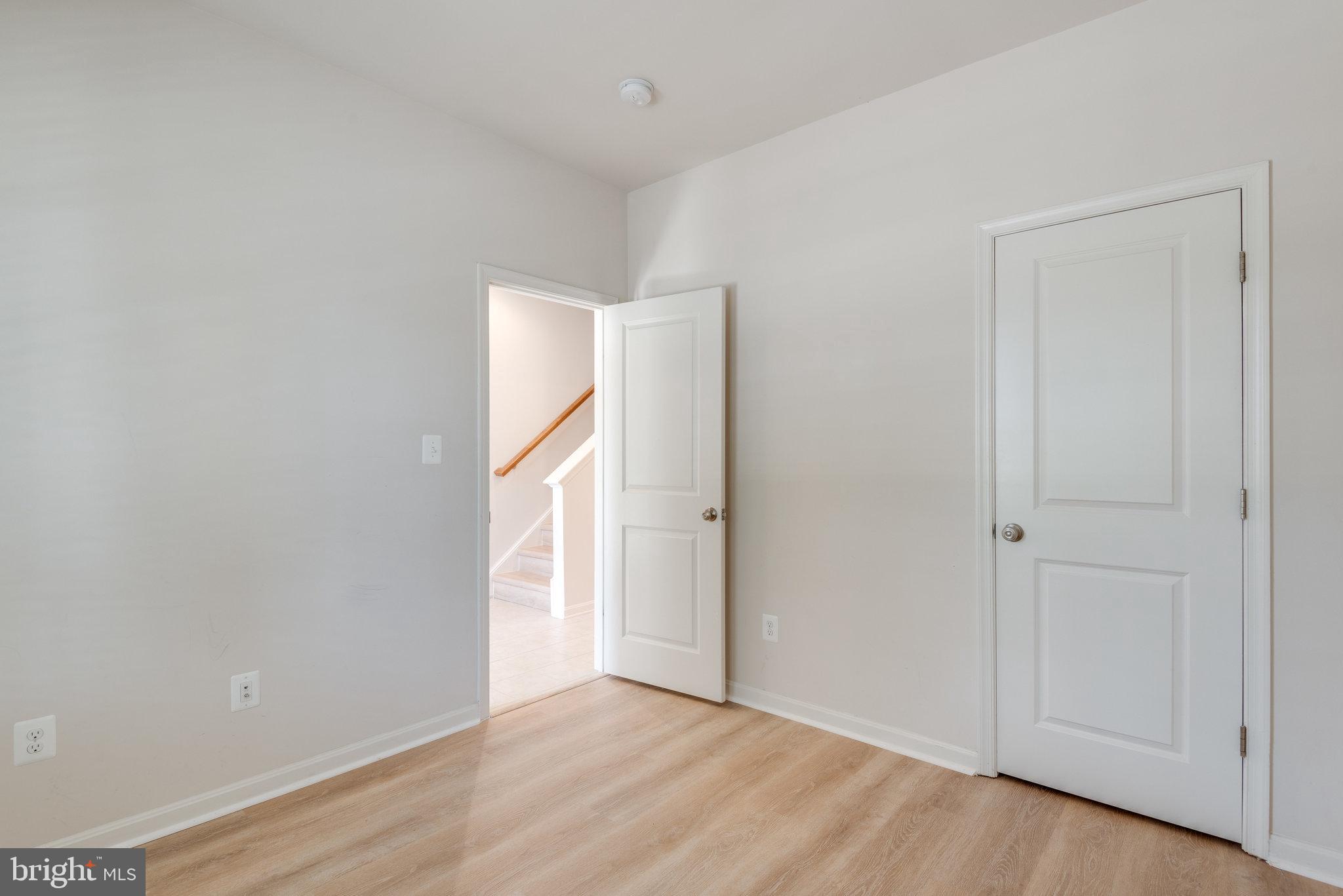 BRAMBLETON TOWN CTR RESI - Residential Lease