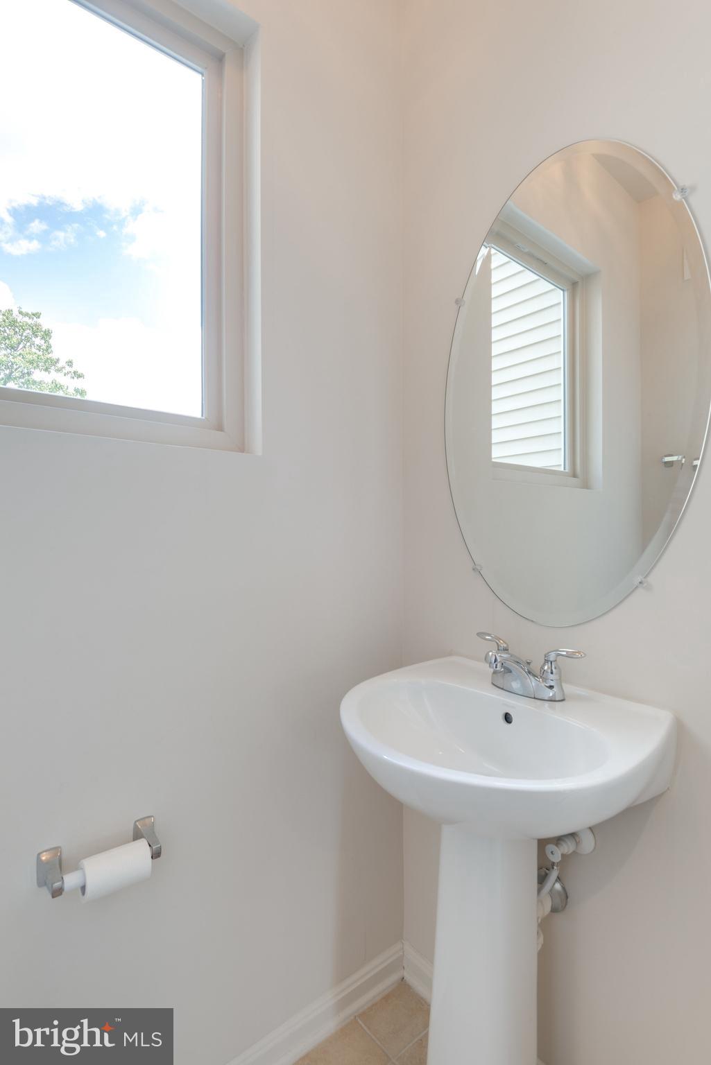 BRAMBLETON TOWN CTR RESI - Residential Lease