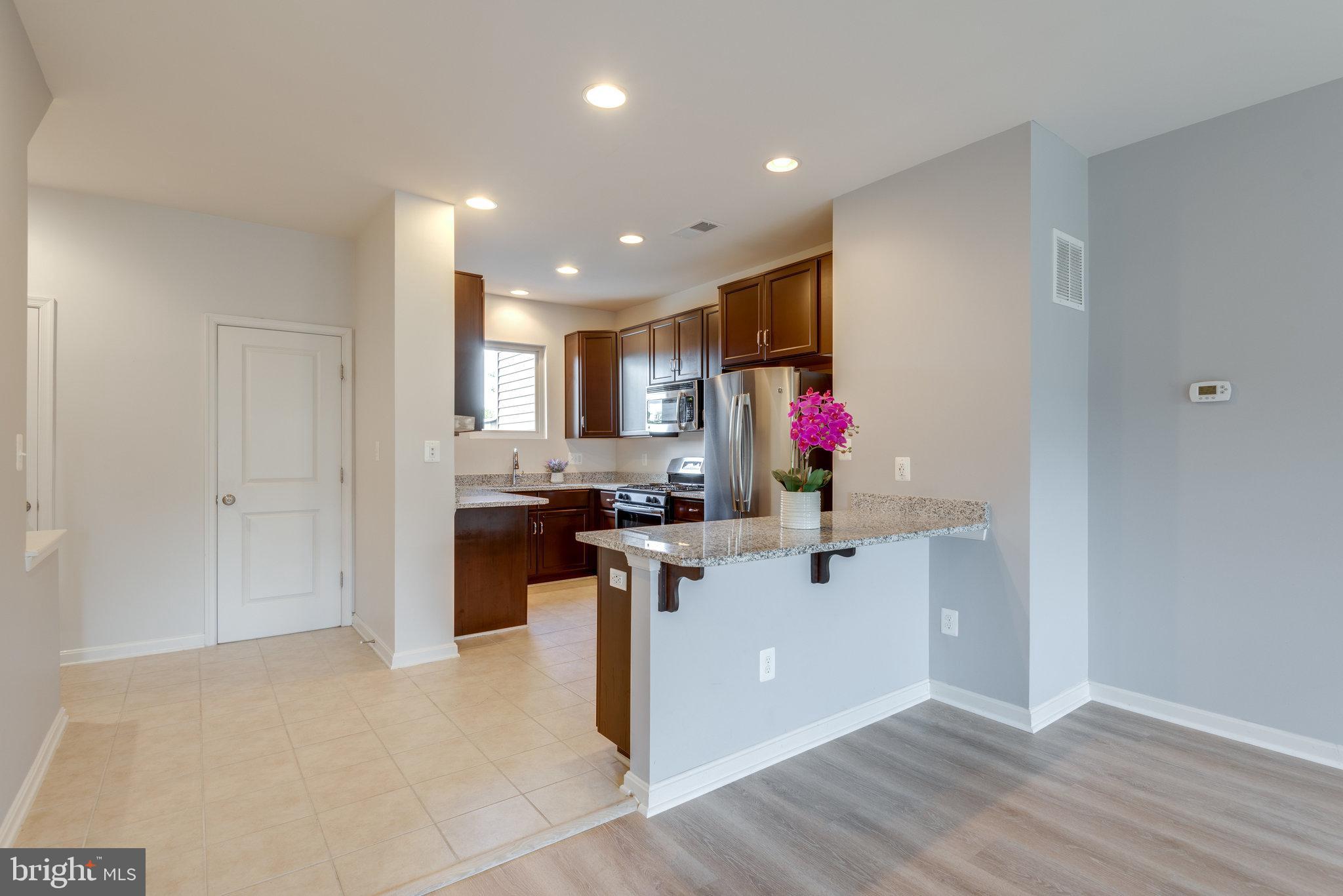 BRAMBLETON TOWN CTR RESI - Residential Lease