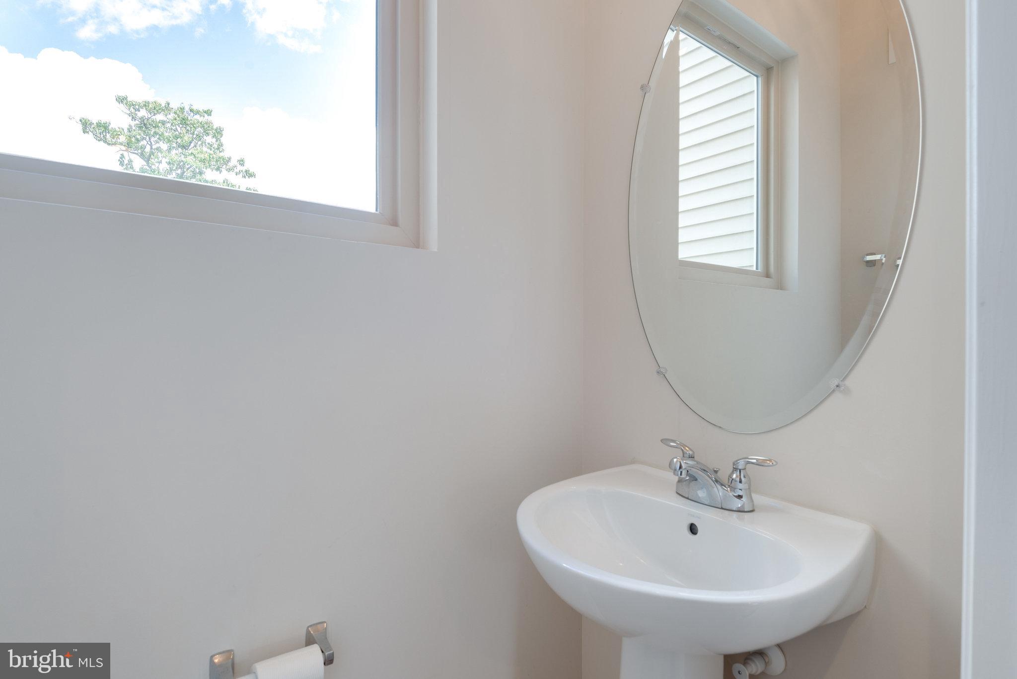 BRAMBLETON TOWN CTR RESI - Residential Lease