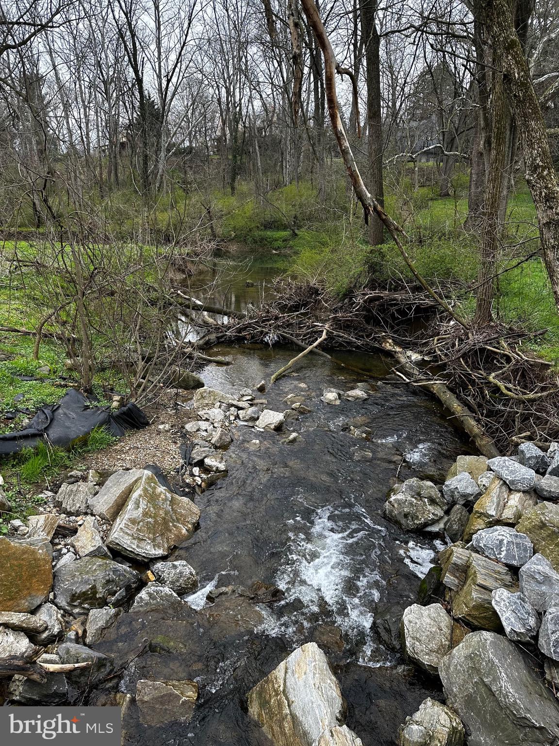 SCHOOL LANE HILLS - Land