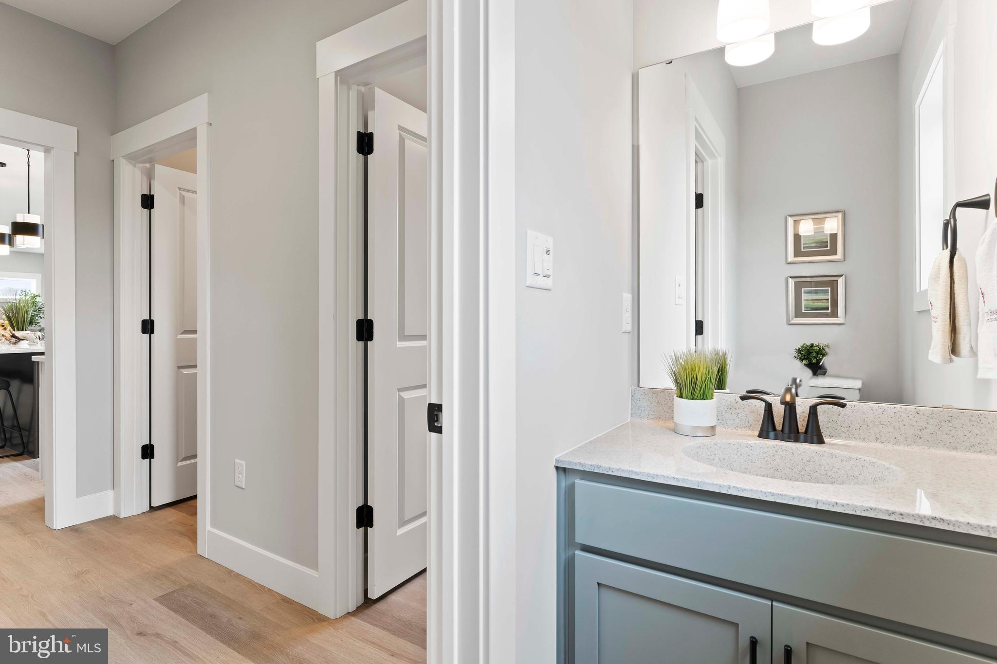 WILSHIRE ESTATES - Residential